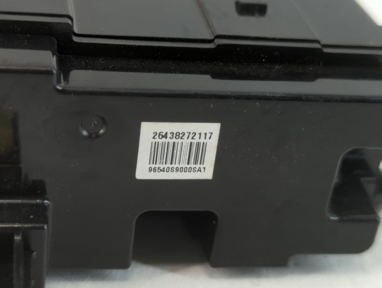 2020-2022 Kia Telluride Radio AM FM Cd Player Receiver Replacement P/N:26438272117 Fits Fits 2020 2021 2022 OEM Used Auto Pa