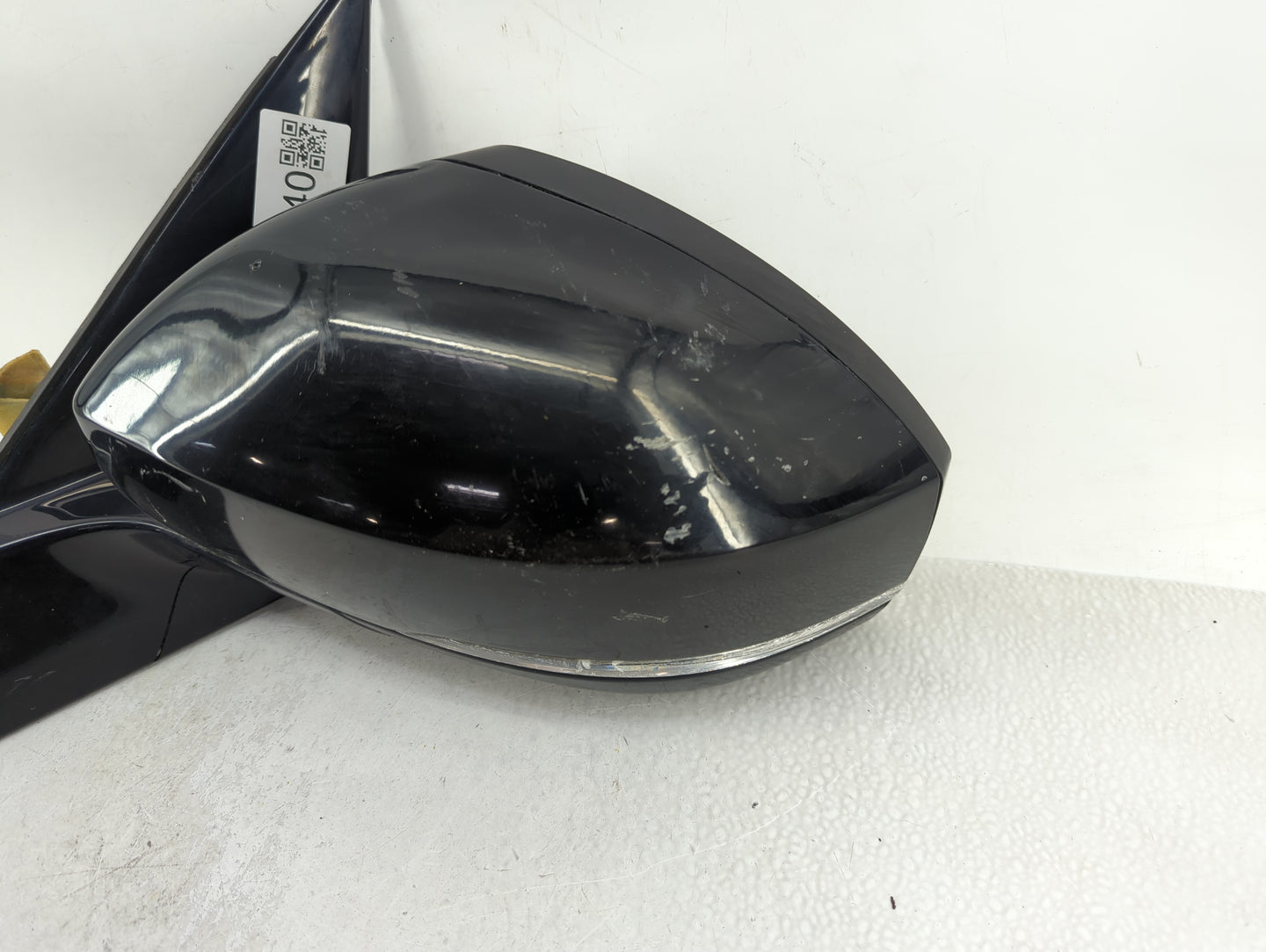 2020 Land Rover Discovery Driver Side View Mirror - Left Door Mirror OEM Used - Oemusedautoparts1.com