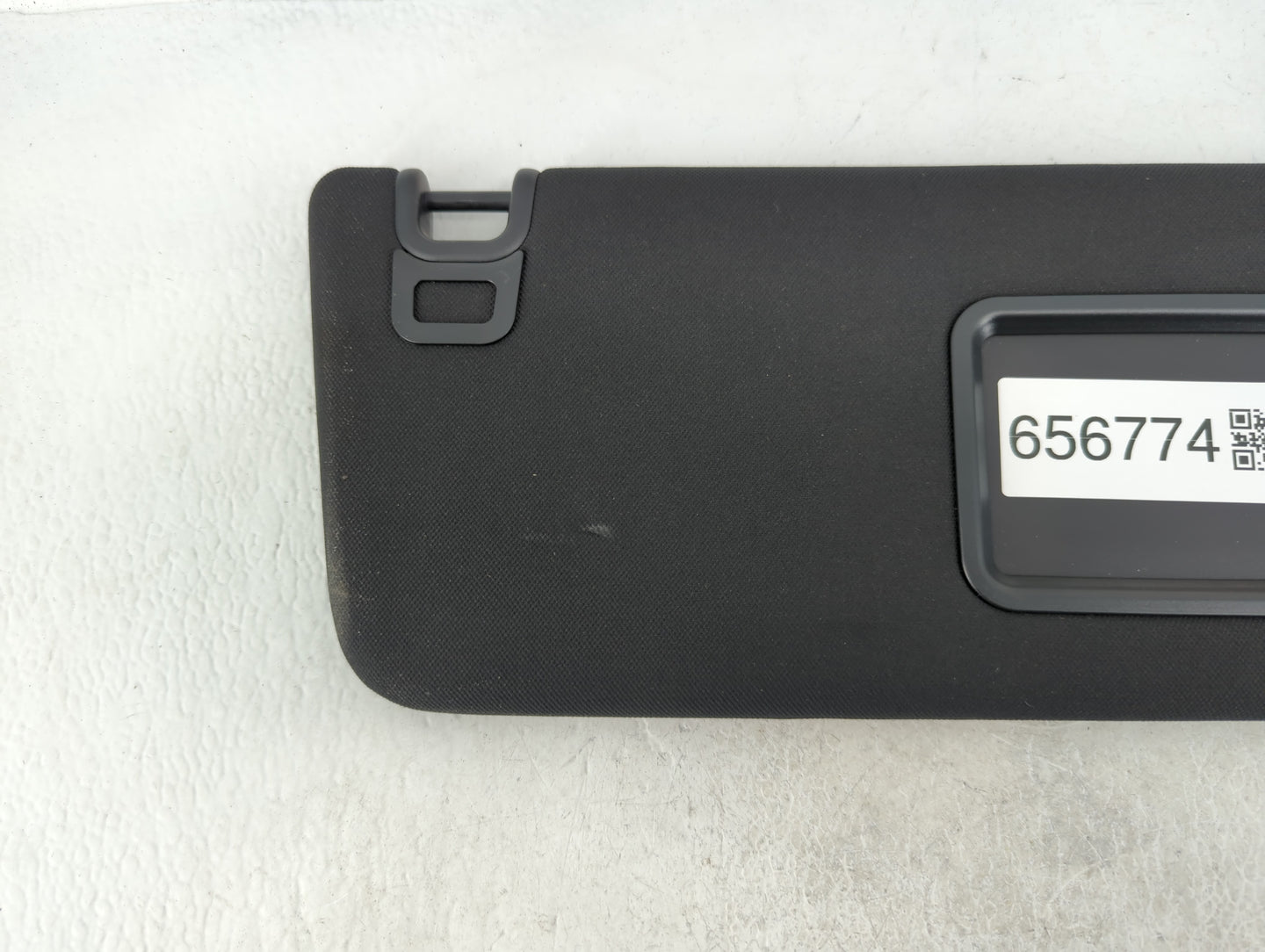 2020 Land Rover Discovery Sun Visor Shade Replacement Passenger Right Mirror Fits OEM Used Auto Parts - Oemusedautoparts1.co
