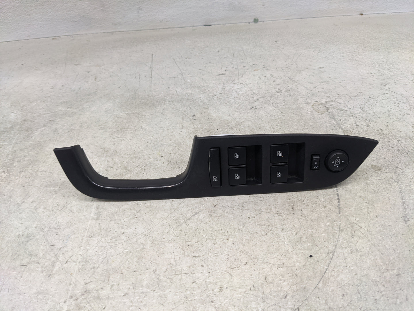 2015-2019 Land Rover Discovery Sport Master Power Window Switch Replacement Driver Side Left P/N:20917598 Fits OEM Used Auto