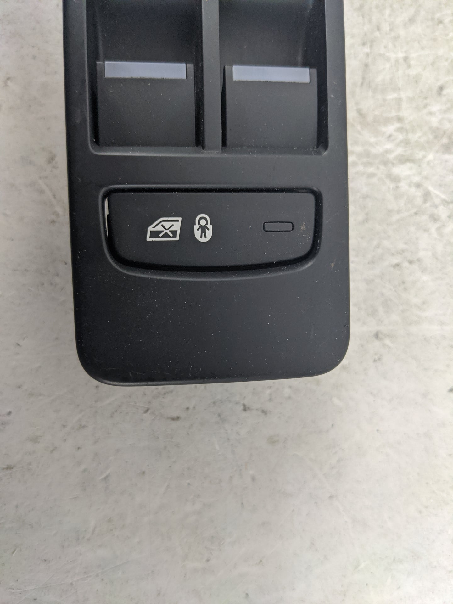 2015-2019 Land Rover Discovery Sport Master Power Window Switch Replacement Driver Side Left P/N:FK72-14540-AD Fits OEM Used