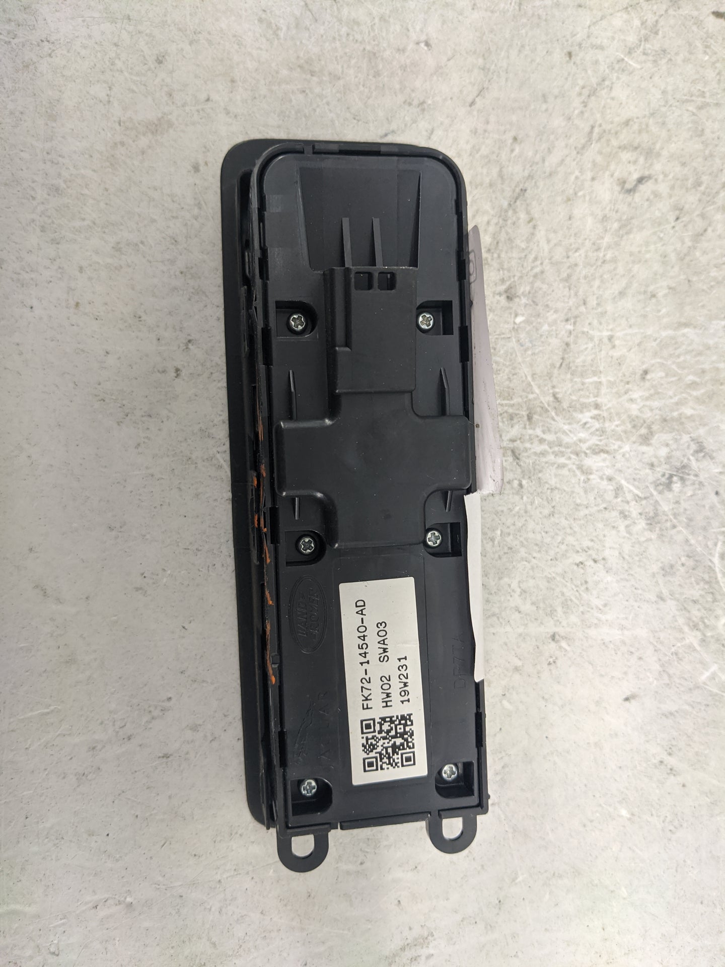 2015-2019 Land Rover Discovery Sport Master Power Window Switch Replacement Driver Side Left P/N:FK72-14540-AD Fits OEM Used