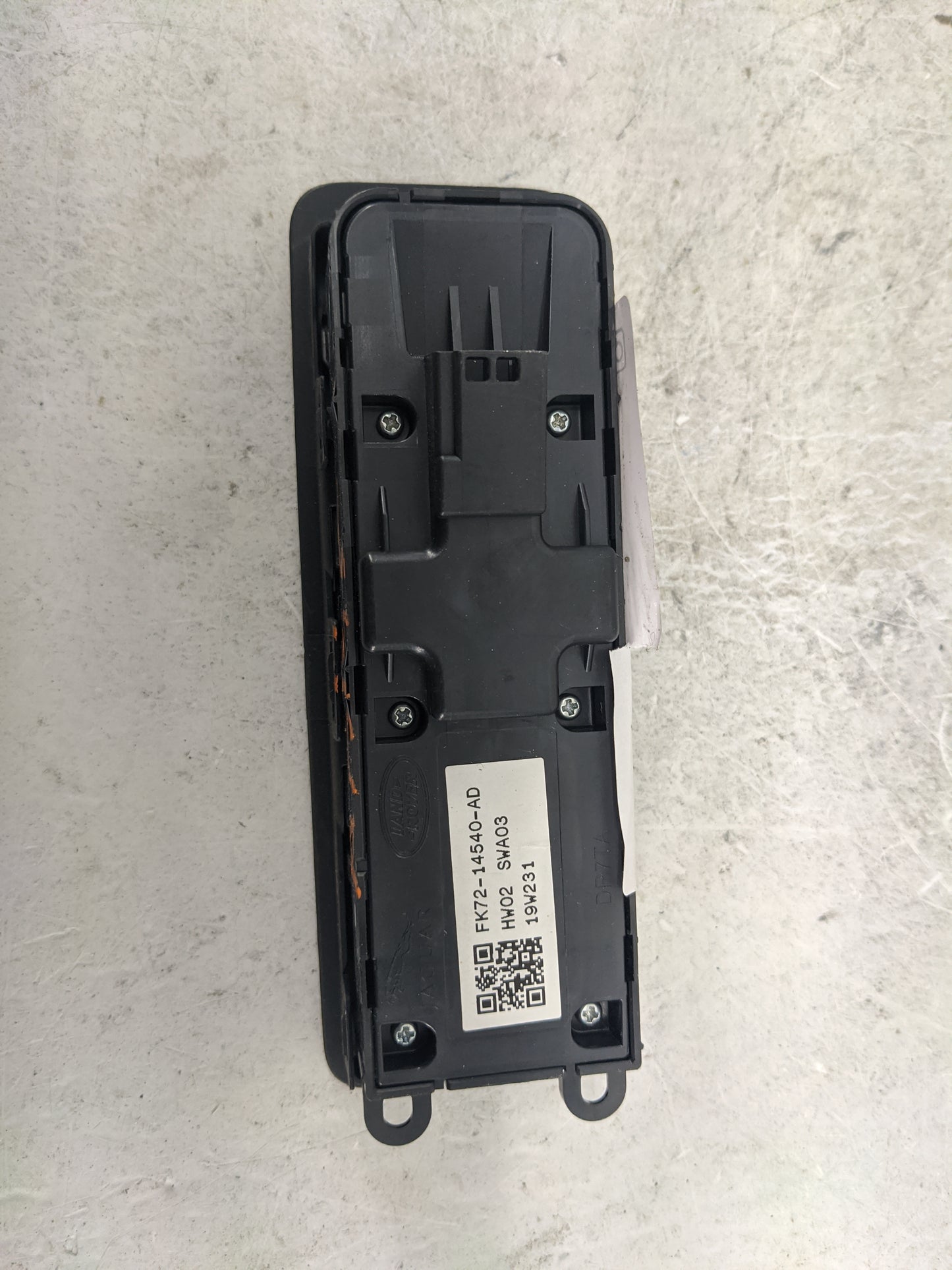 2015-2019 Land Rover Discovery Sport Master Power Window Switch Replacement Driver Side Left P/N:FK72-14540-AD Fits OEM Used