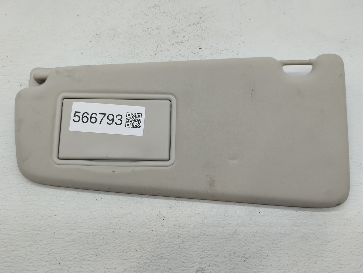 2020 Land Rover Discovery Sport Sun Visor Shade Replacement Passenger Right Mirror Fits OEM Used Auto Parts - Oemusedautopar