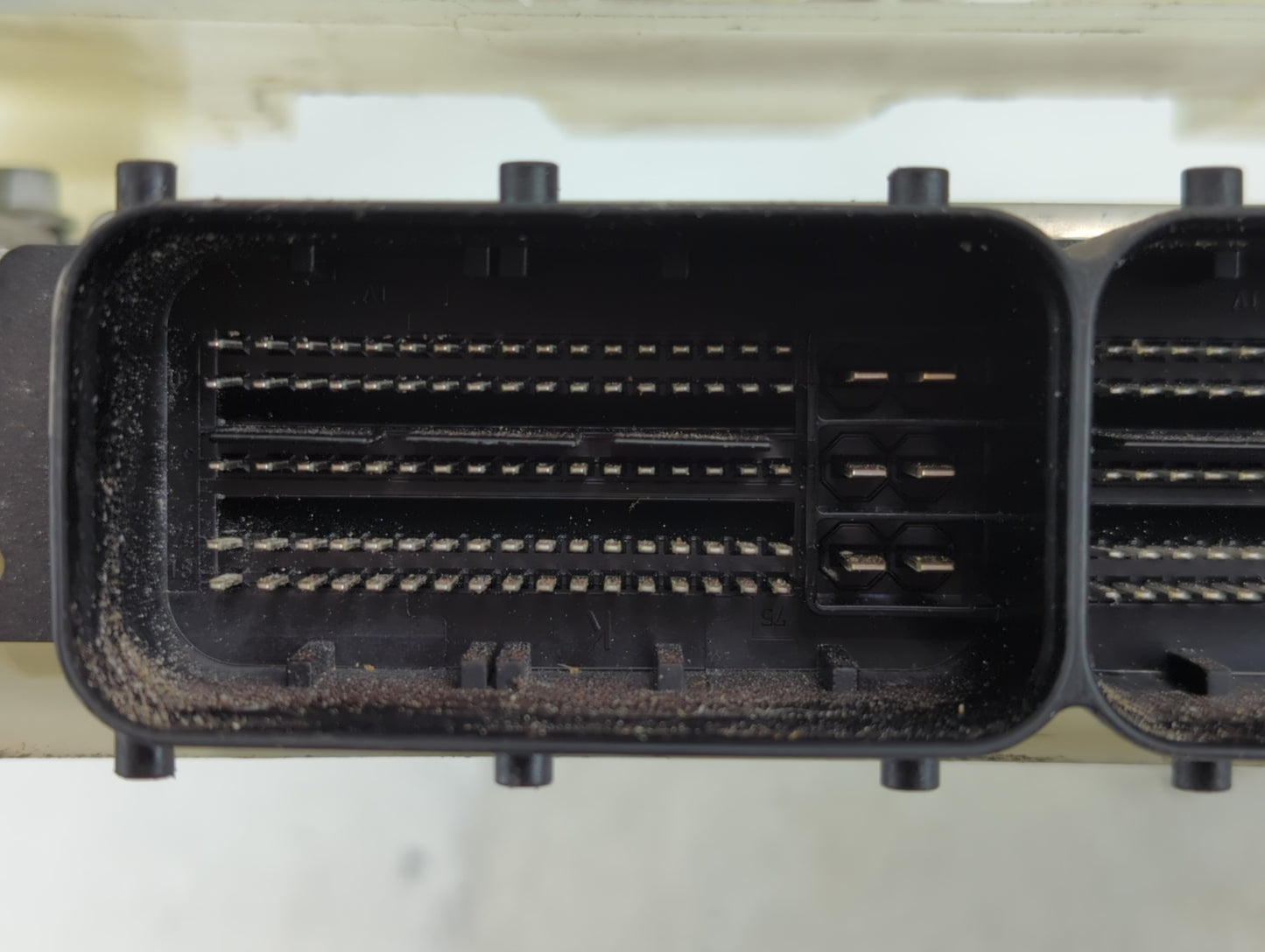 2020 Land Rover Discovery Sport PCM Engine Control Computer ECU ECM PCU OEM P/N:HX73-14C568-BC Fits OEM Used Auto Parts - Oe