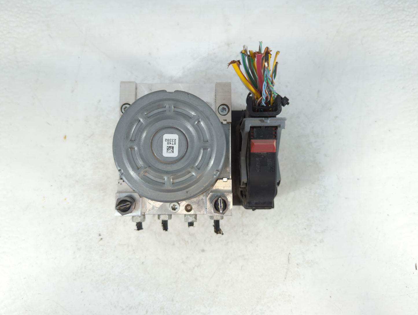 2020 Land Rover Discovery Sport ABS Pump Control Module Replacement P/N:KJ32-2C405-AB Fits OEM Used Auto Parts - Oemusedauto