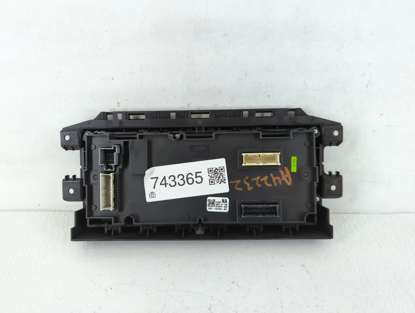 2020 Land Rover Land Rover Climate Control Module Temperature AC/Heater Replacement P/N:190610-01-T204 29104872-0040 Fits OE