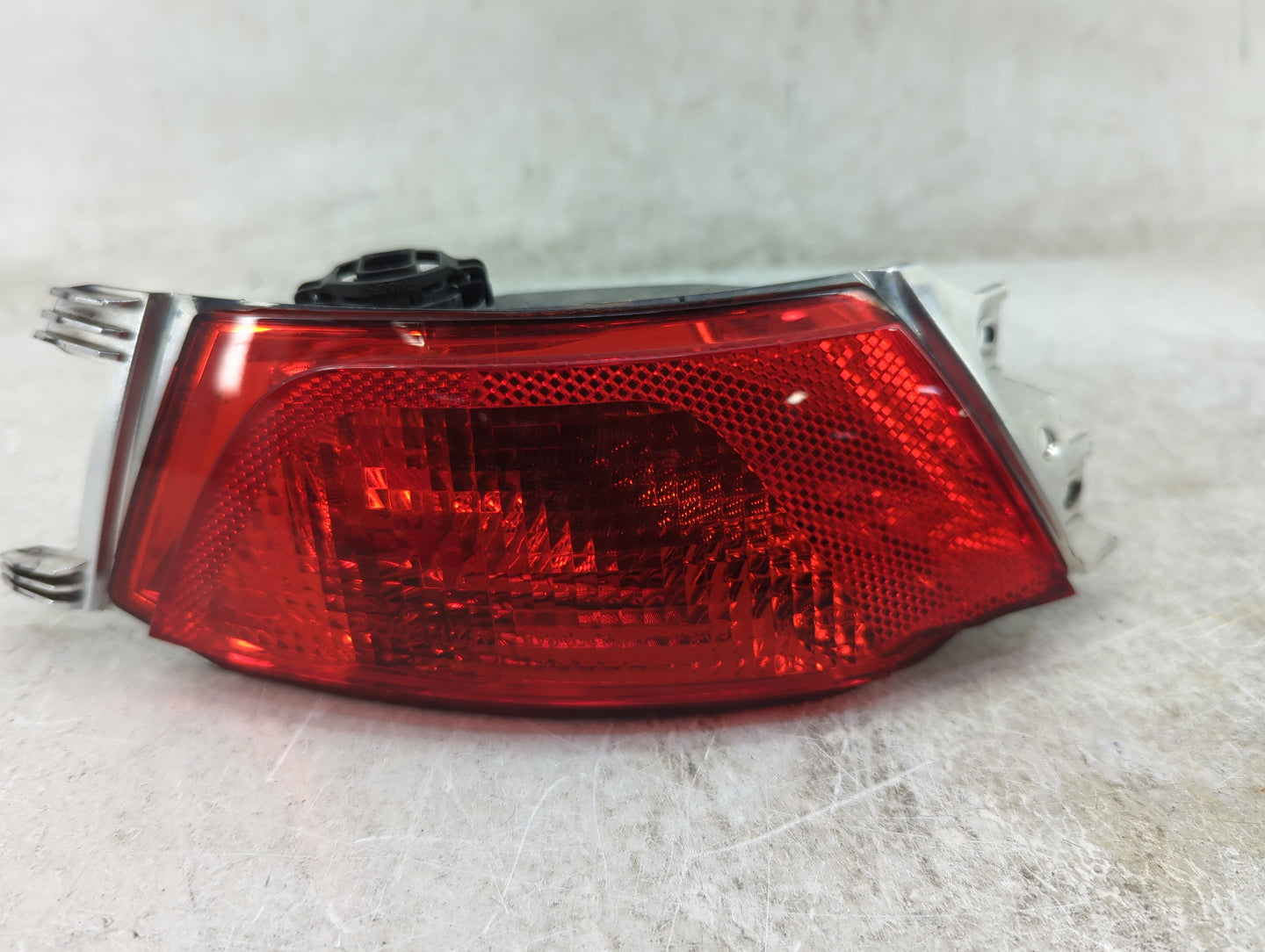 2014-2020 Land Rover Range Rover Sport Tail Light Assembly Passenger Right OEM P/N:DK62-15K272 011.345-02 Fits OEM Used Auto