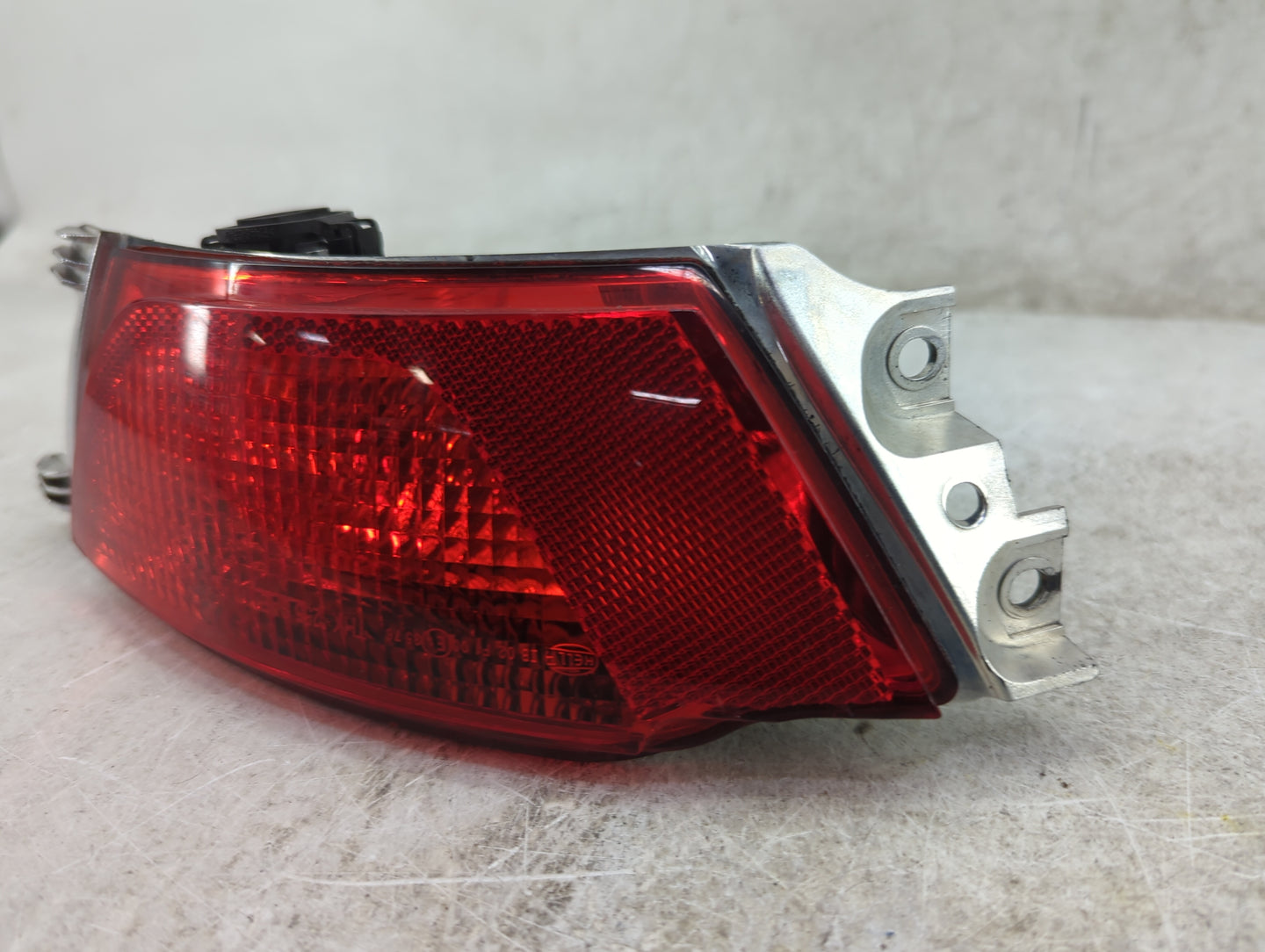 2014-2020 Land Rover Range Rover Sport Tail Light Assembly Passenger Right OEM P/N:DK62-15K272 011.345-02 Fits OEM Used Auto