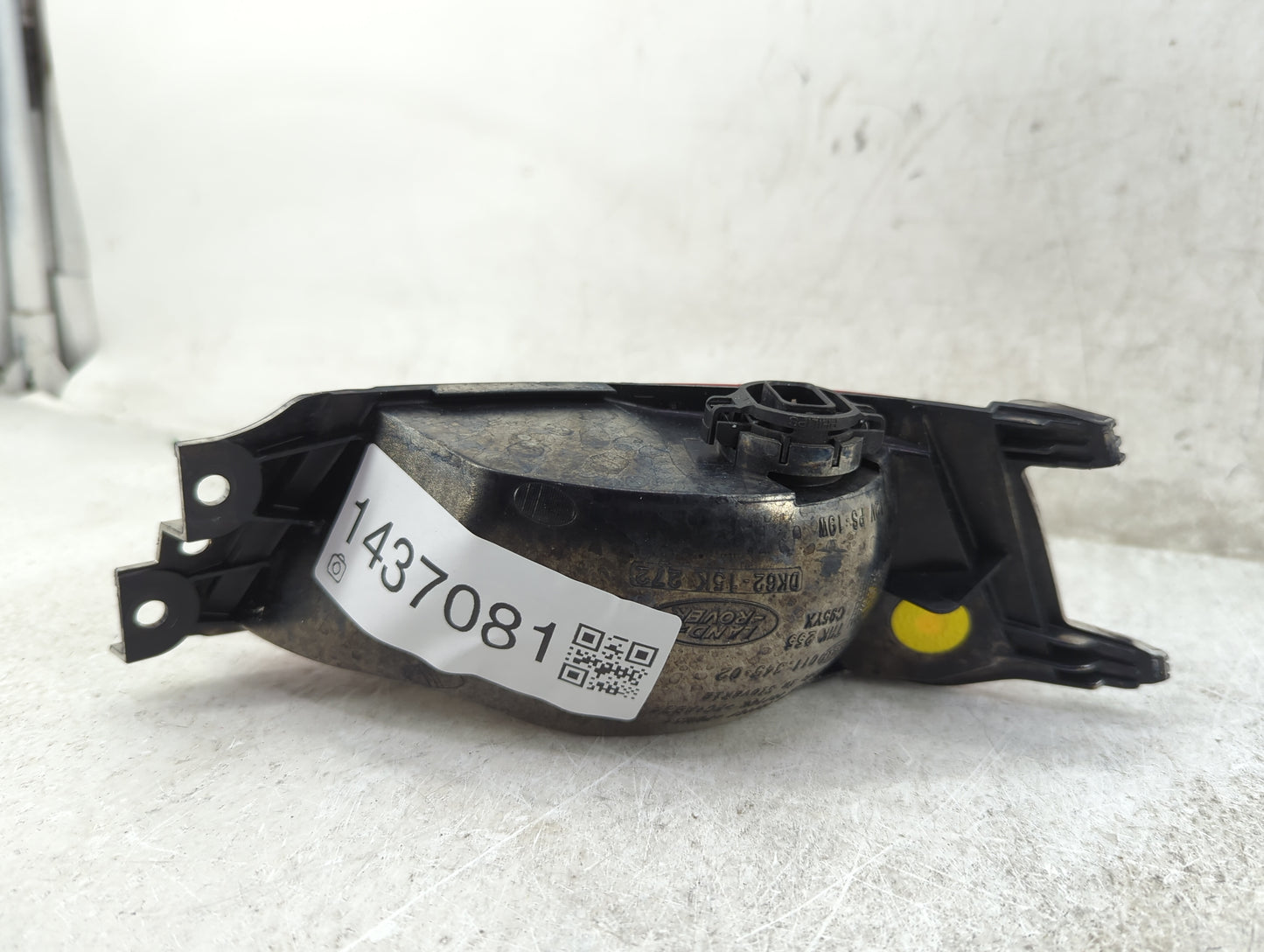 2014-2020 Land Rover Range Rover Sport Tail Light Assembly Passenger Right OEM P/N:DK62-15K272 011.345-02 Fits OEM Used Auto