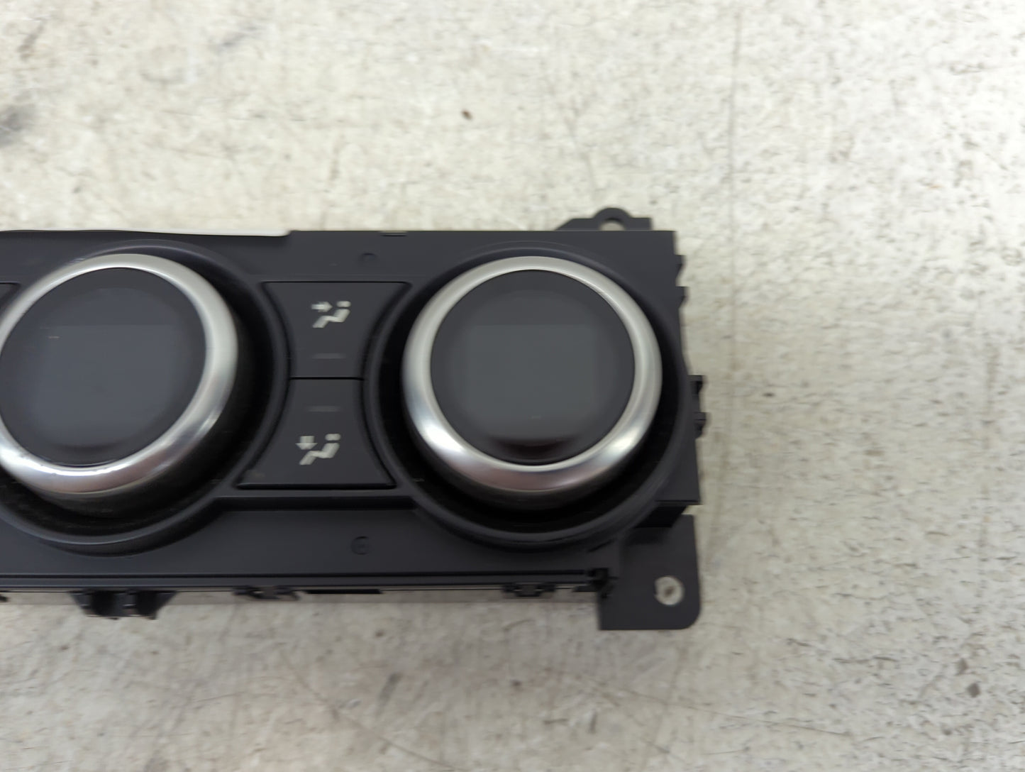 2020 Land Rover Range Rover Sport Climate Control Module Temperature AC/Heater Replacement P/N:HY32-18D687-LD DH9WD Fits OEM