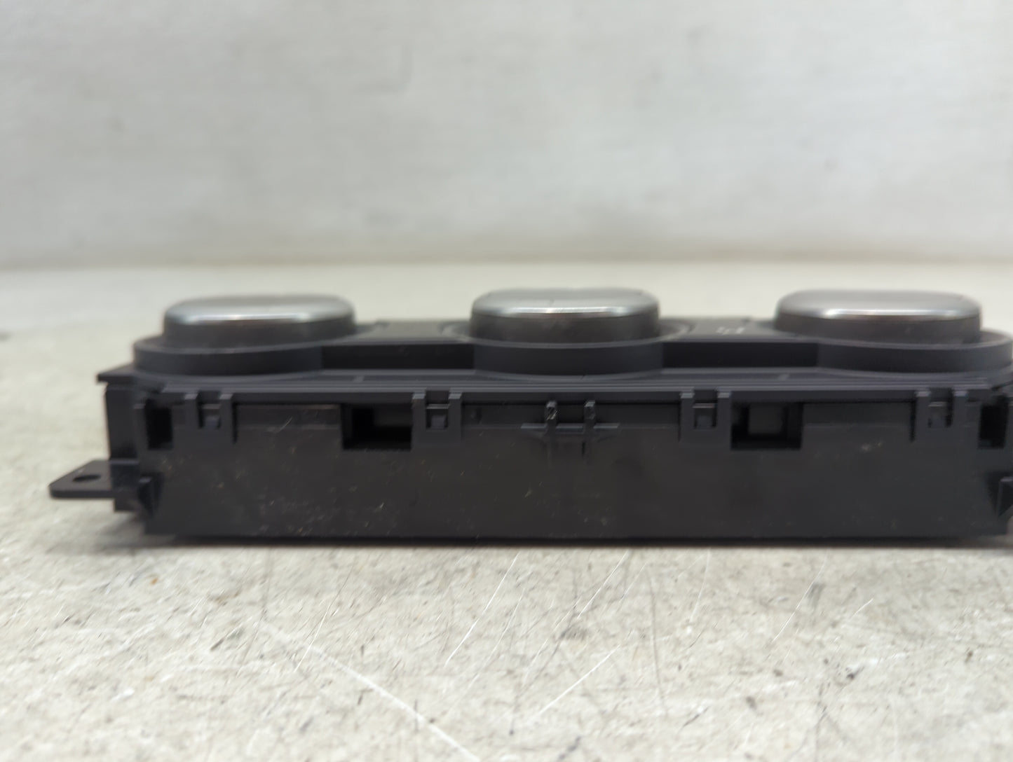 2020 Land Rover Range Rover Sport Climate Control Module Temperature AC/Heater Replacement P/N:HY32-18D687-LD DH9WD Fits OEM