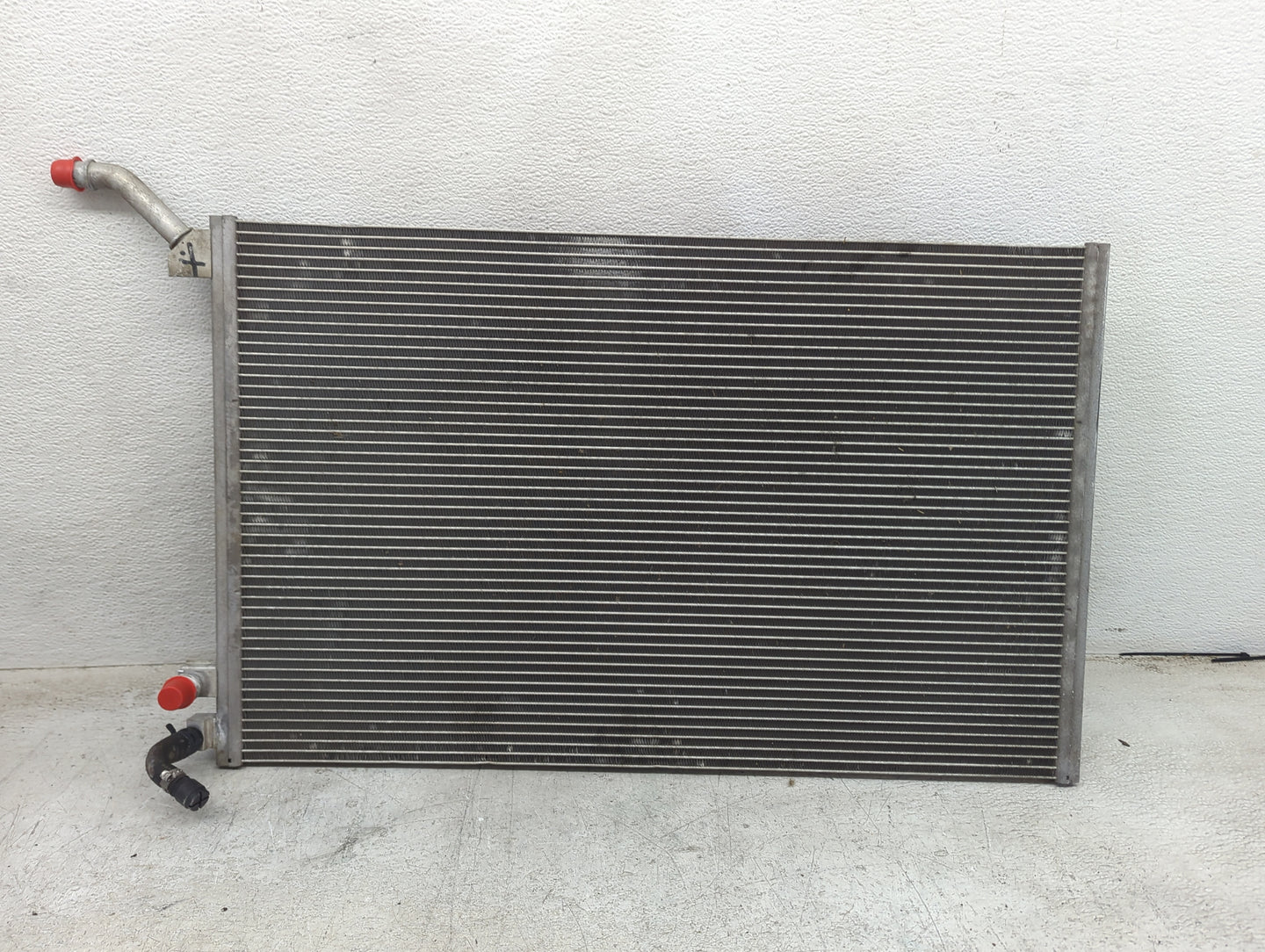 2020 Land Rover Range Rover Velar Engine Cooling Radiator Condensor P/N:GX73-8K230-BB EW048003 Fits OEM Used Auto Parts - Oe