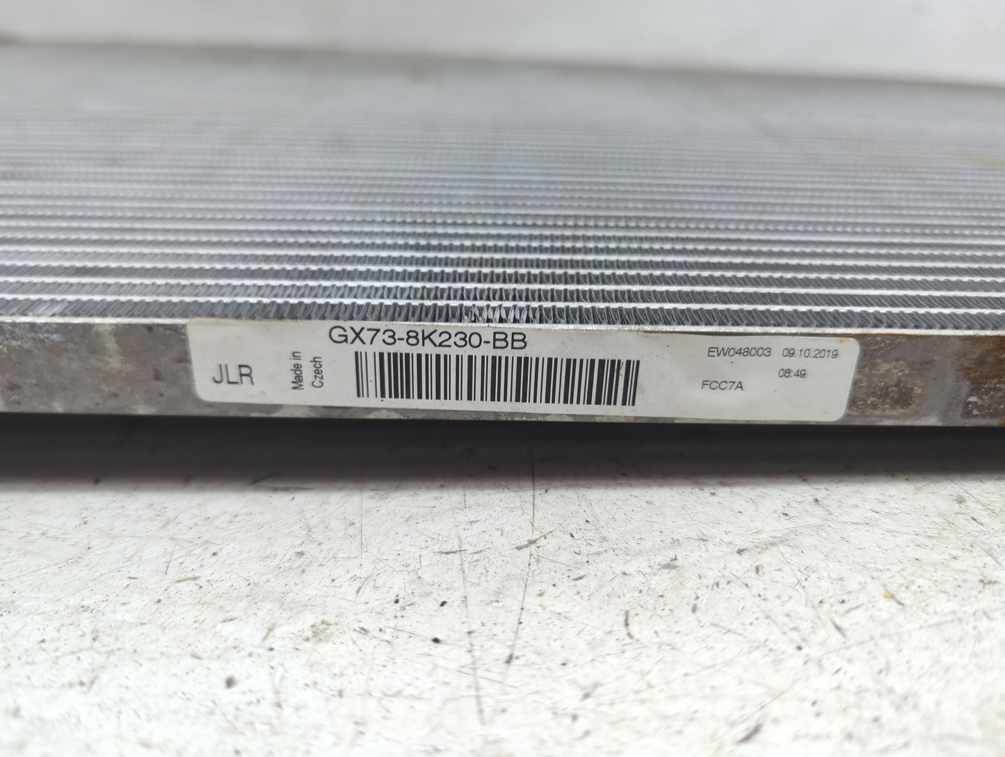 2020 Land Rover Range Rover Velar Engine Cooling Radiator Condensor P/N:GX73-8K230-BB EW048003 Fits OEM Used Auto Parts - Oe