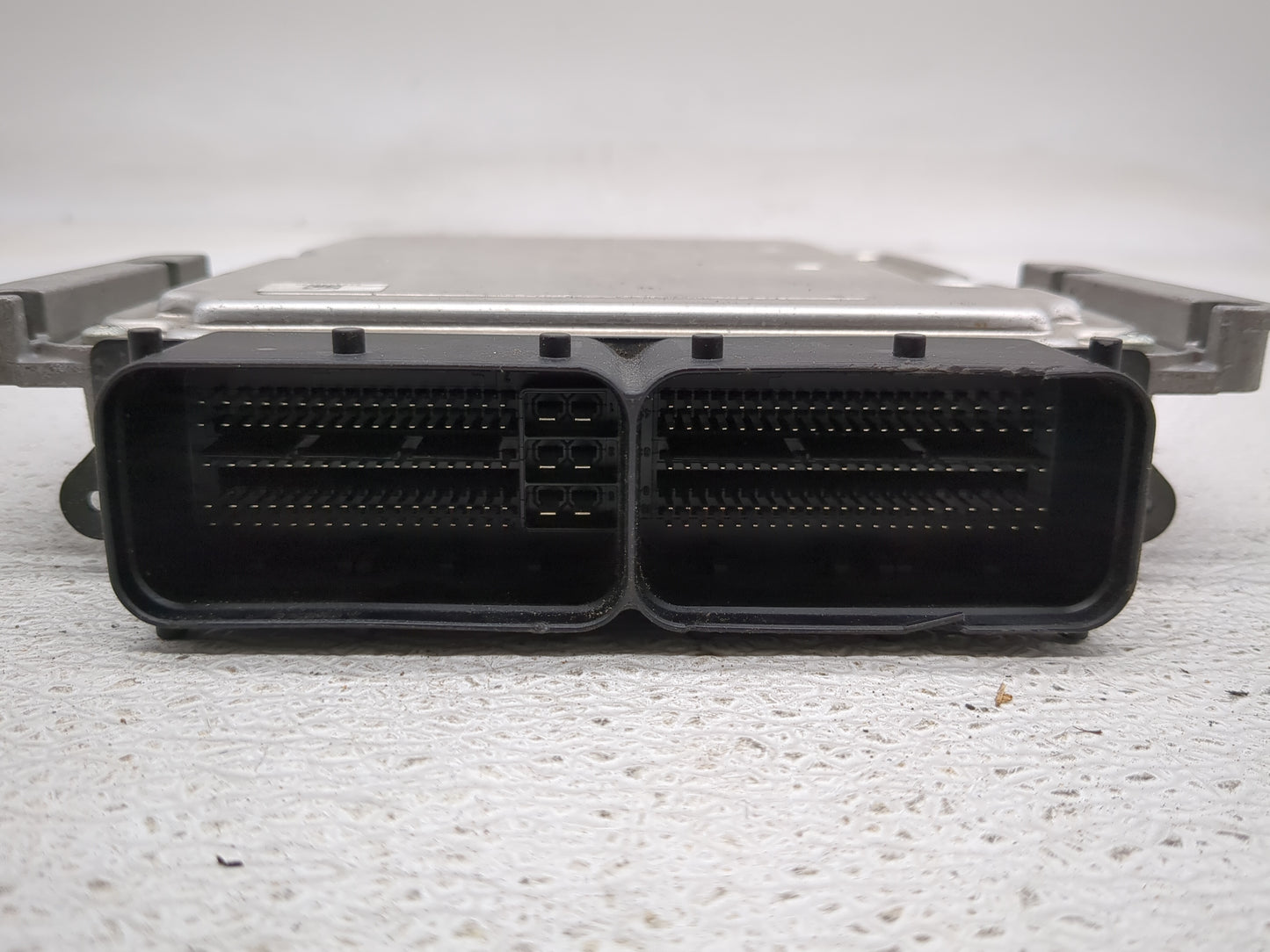 2020 Land Rover Velar PCM Engine Control Computer ECU ECM PCU OEM P/N:HPLA-14C568-TB 0261S13504 Fits Fits 2017 2018 2019 OEM