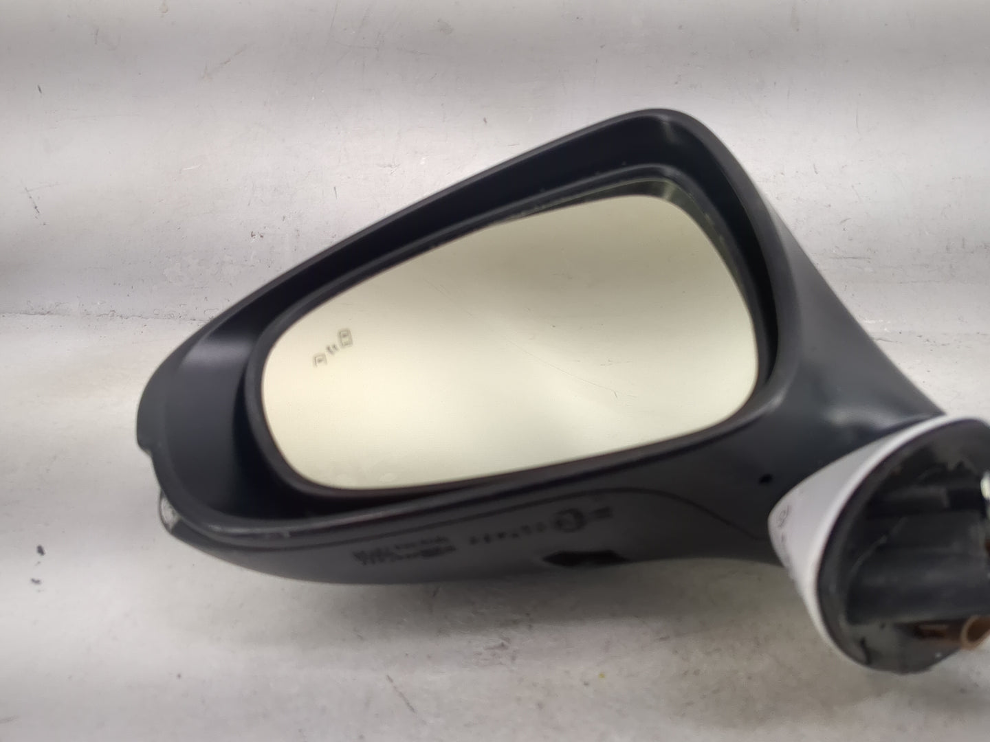 2016-2019 Lexus Is300 Driver Side View Mirror - Left Door Mirror OEM Used - Oemusedautoparts1.com