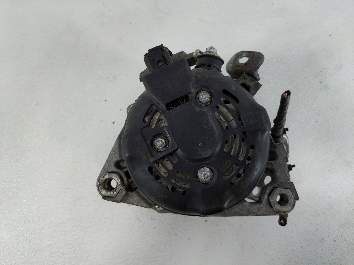 2018-2021 Lexus Nx300 Alternator Replacement Generator Charging Assembly Engine OEM P/N:27060-36101 Fits OEM Used Auto Parts
