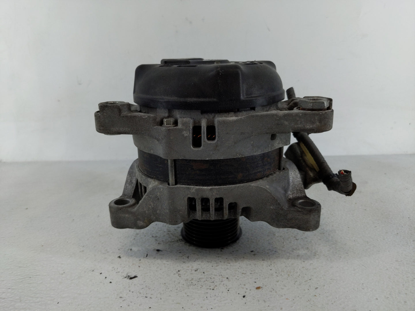 2018-2021 Lexus Nx300 Alternator Replacement Generator Charging Assembly Engine OEM P/N:27060-36101 Fits OEM Used Auto Parts