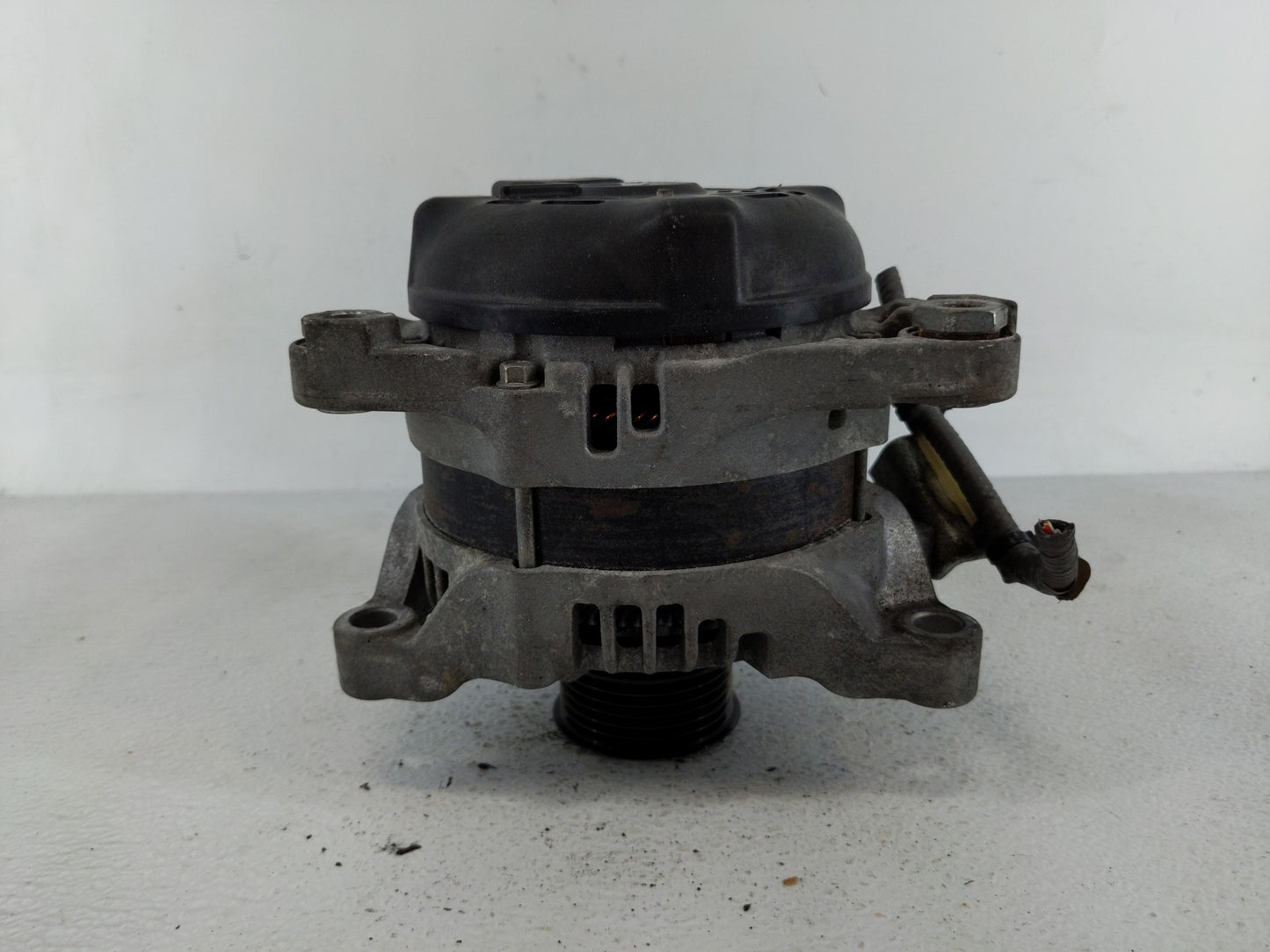 2018-2021 Lexus Nx300 Alternator Replacement Generator Charging Assembly Engine OEM P/N:27060-36101 Fits OEM Used Auto Parts