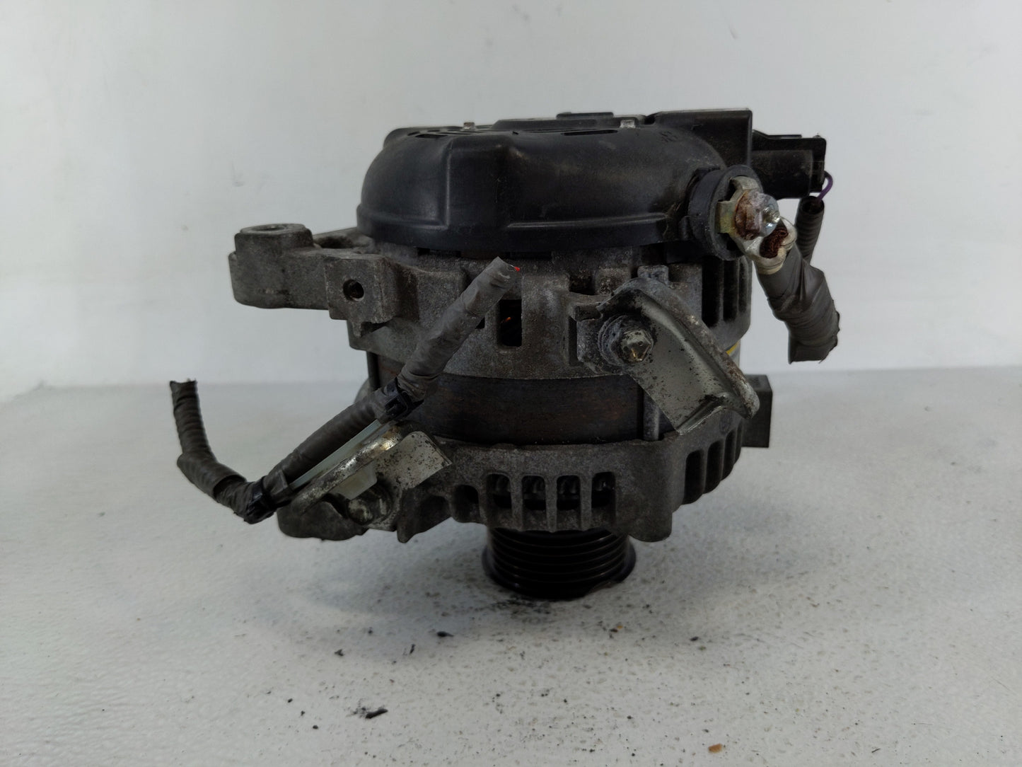 2018-2021 Lexus Nx300 Alternator Replacement Generator Charging Assembly Engine OEM P/N:27060-36101 Fits OEM Used Auto Parts