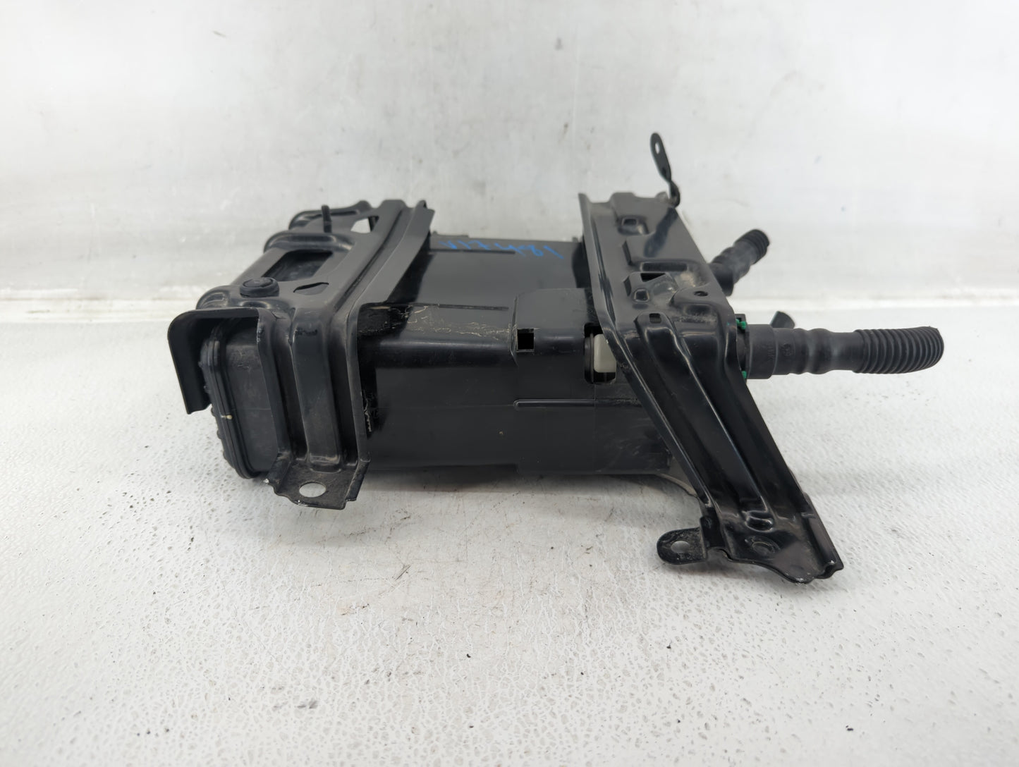 2020 Lexus Nx300 Fuel Vapor Charcoal Canister - Oemusedautoparts1.com