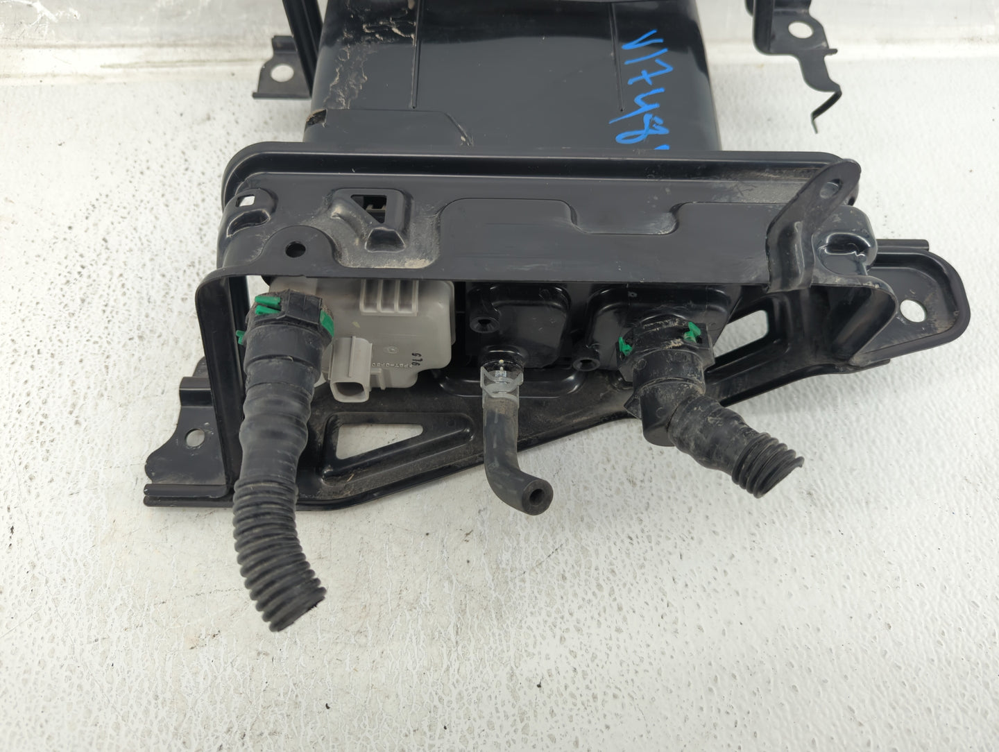 2020 Lexus Nx300 Fuel Vapor Charcoal Canister - Oemusedautoparts1.com