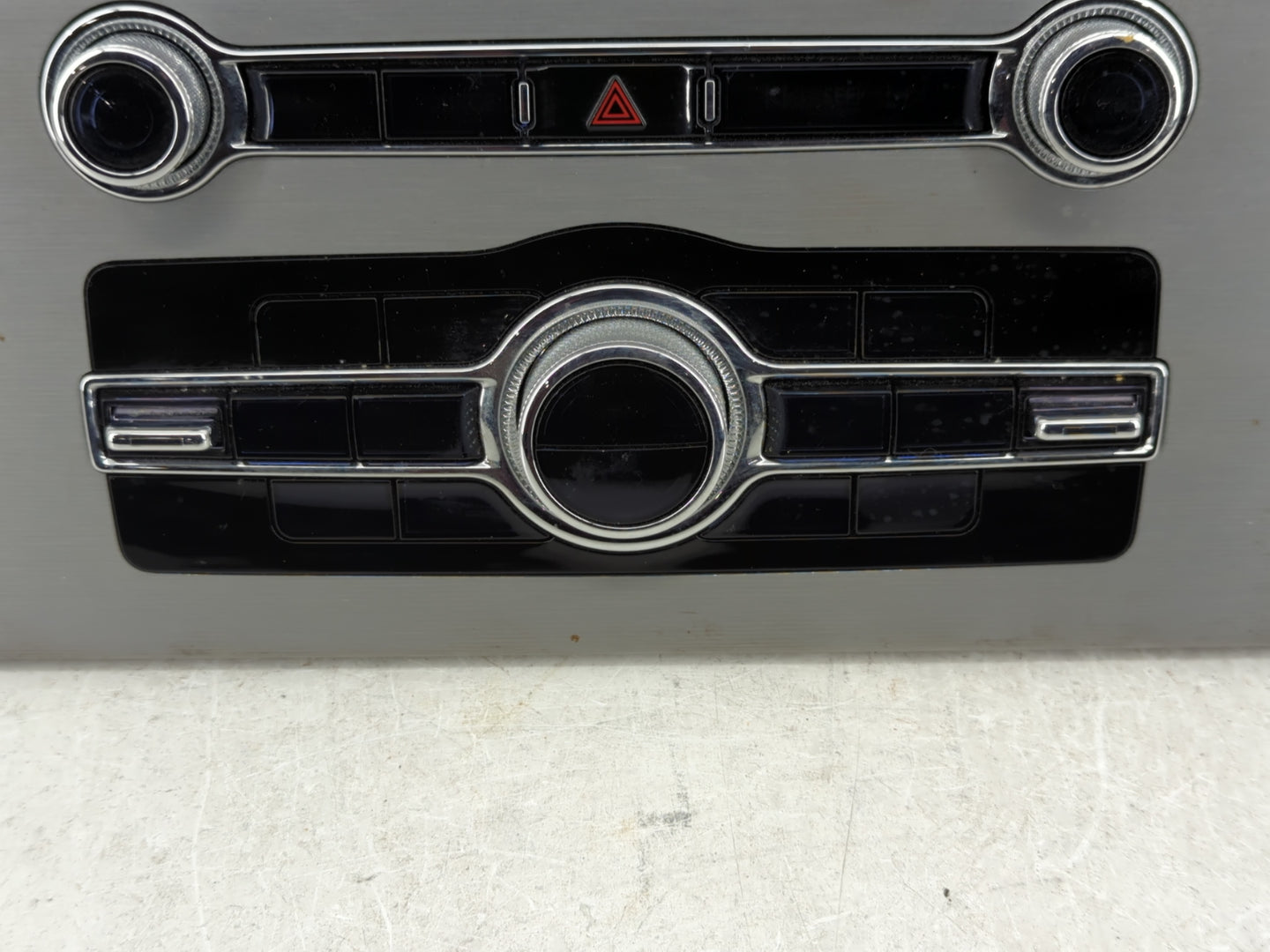 2020 Lincoln Aviator Climate Control Module Temperature AC/Heater Replacement P/N:LC5T-18A802-JJ Fits OEM Used Auto Parts - 