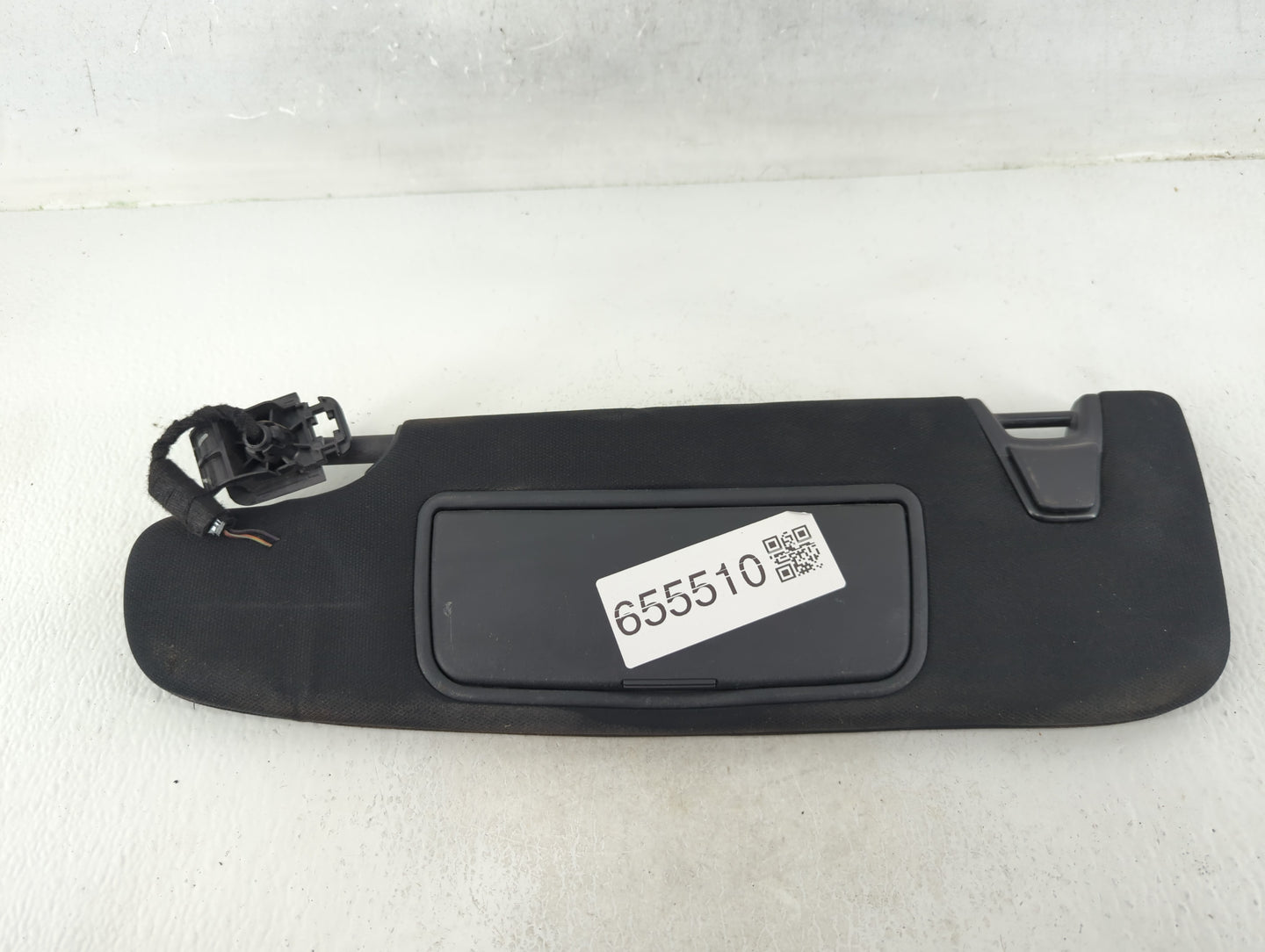 2020 Lincoln Aviator Sun Visor Shade Replacement Driver Left Mirror Fits OEM Used Auto Parts - Oemusedautoparts1.com