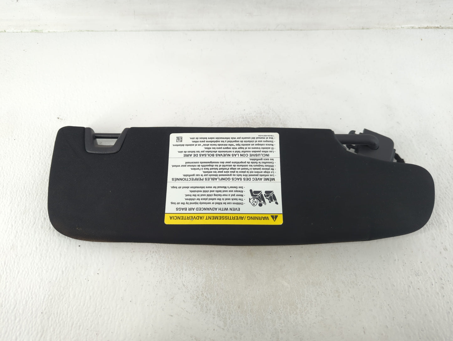 2020 Lincoln Aviator Sun Visor Shade Replacement Driver Left Mirror Fits OEM Used Auto Parts - Oemusedautoparts1.com