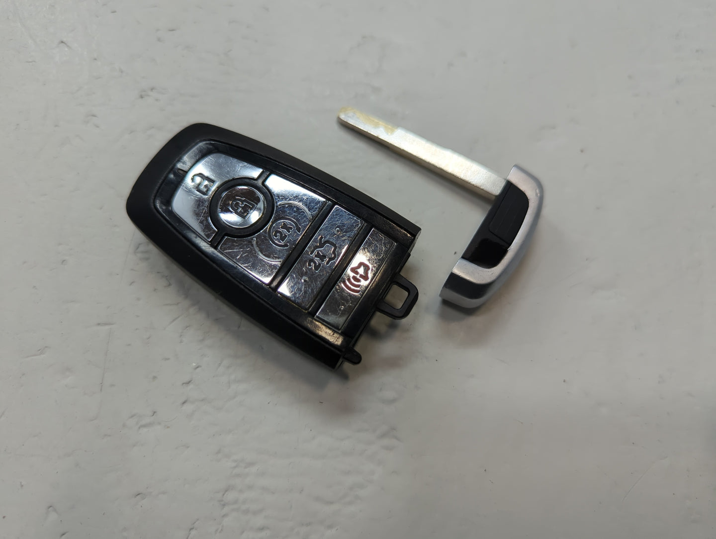 Lincoln Continental Keyless Entry Remote Fob M3N-A2C931426 KF3T-15K601-BA - Oemusedautoparts1.com
