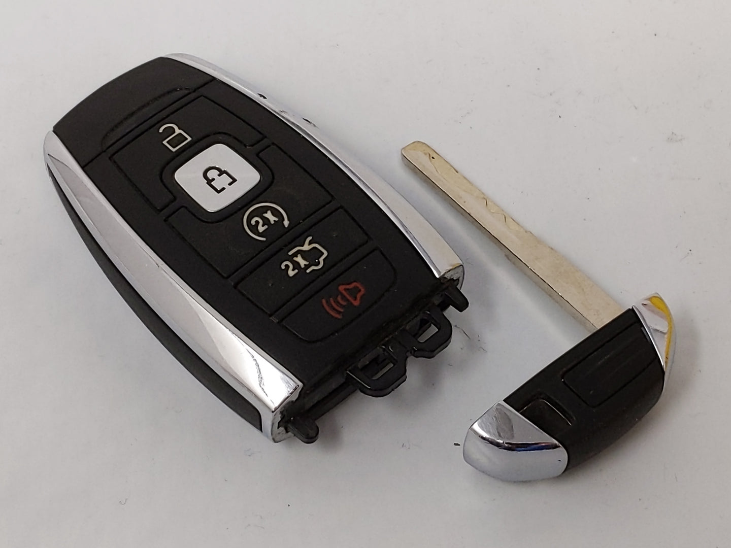 2017-2020 Lincoln Continental Keyless Entry Remote M3n-A2c94078000 5 - Oemusedautoparts1.com