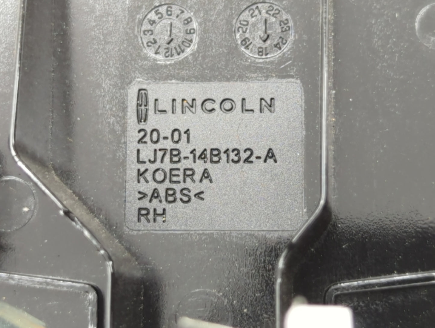 2020 Lincoln Corsair Passenger Right Power Window Switch Lj7b-14b132-a - Oemusedautoparts1.com
