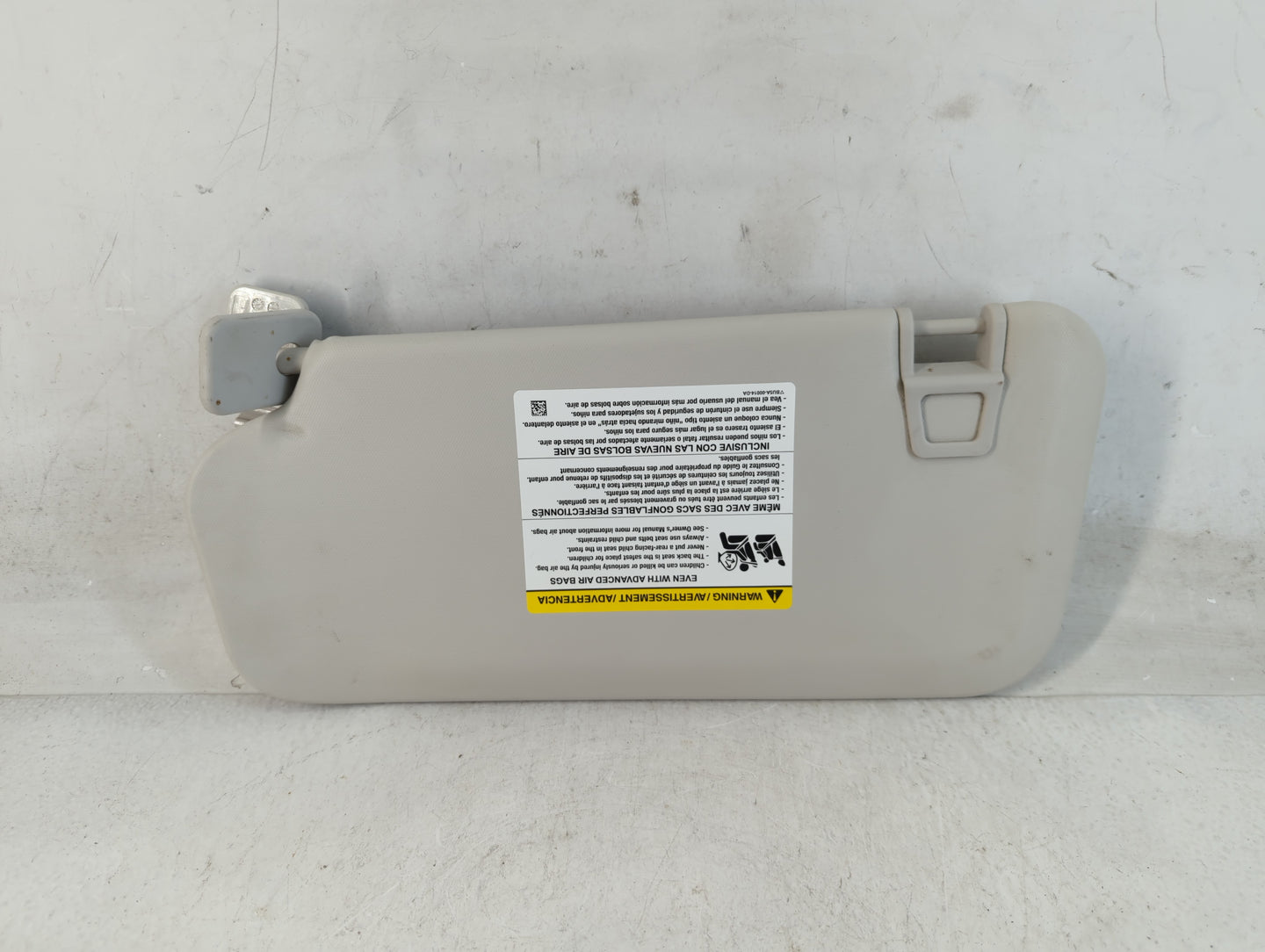 2020 Lincoln Corsair Sun Visor Shade Replacement Passenger Right Mirror Fits OEM Used Auto Parts - Oemusedautoparts1.com