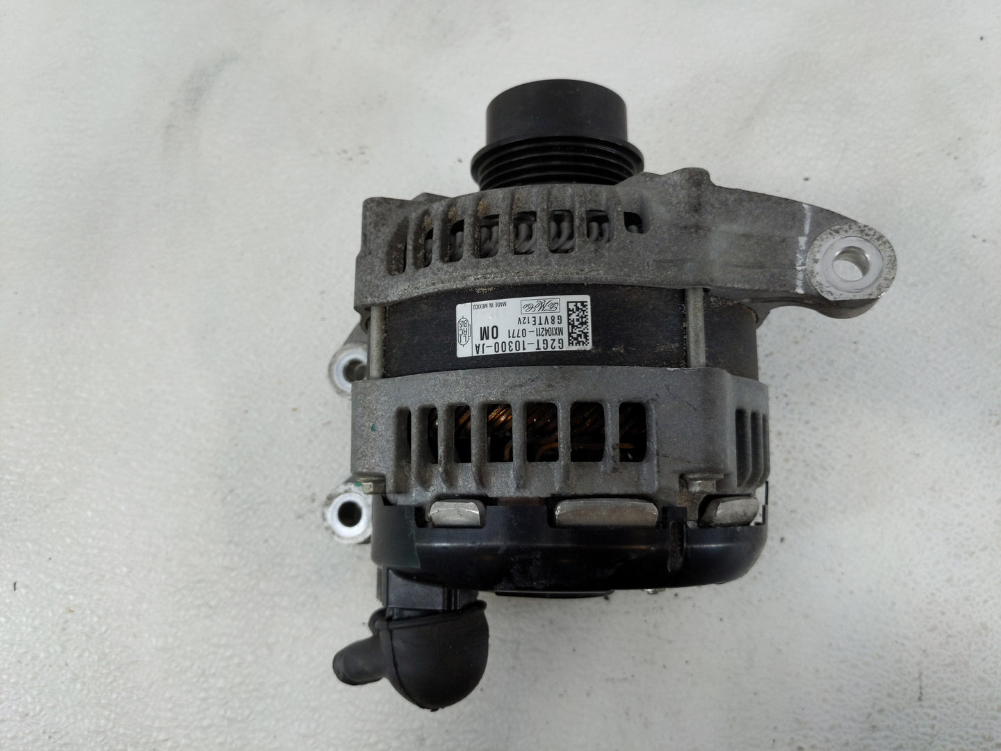 2015-2019 Lincoln Mkc Alternator Replacement Generator Charging Assembly Engine OEM P/N:G2GT-10300-JA G2GT-10300-BA Fits OEM