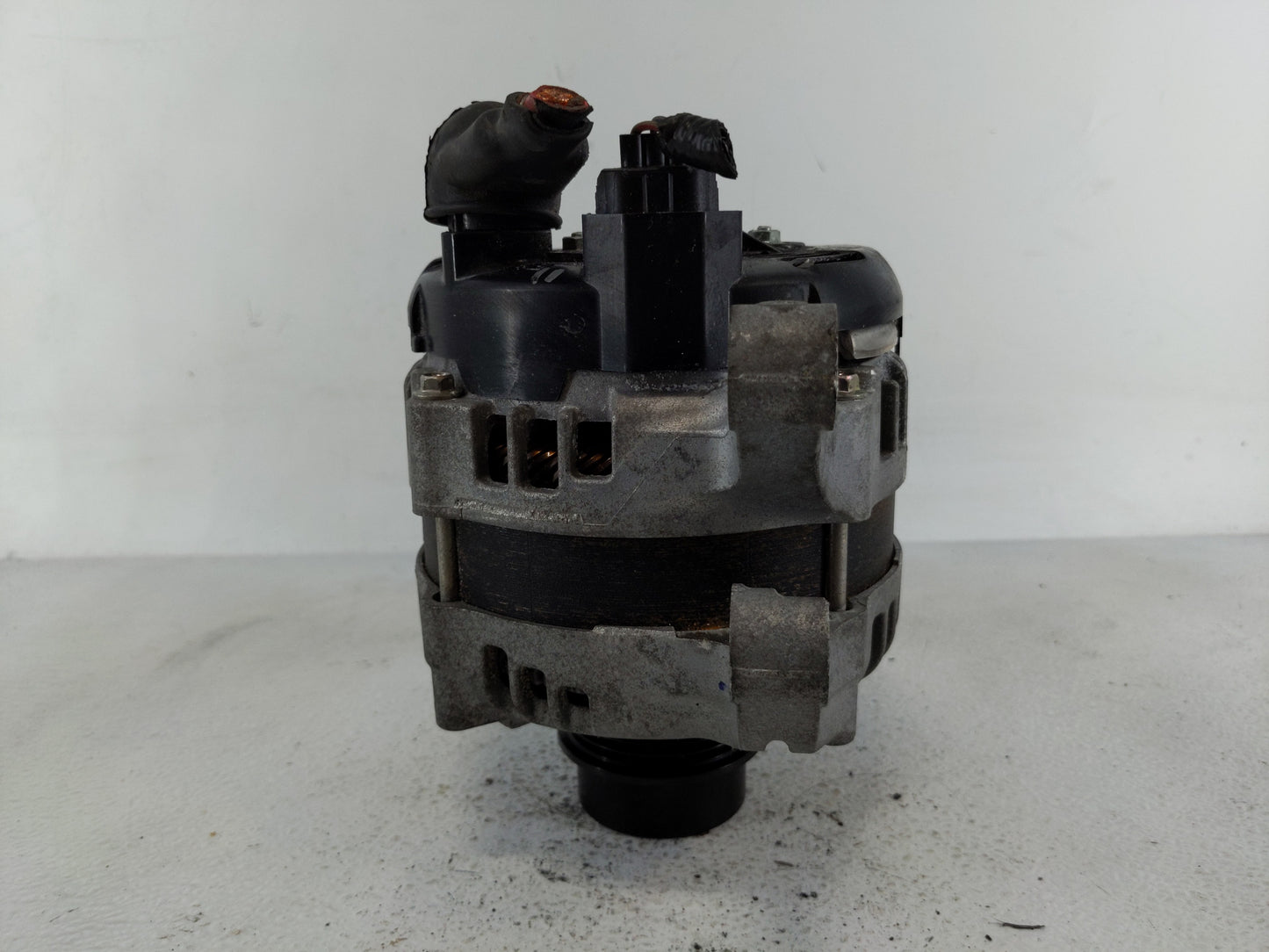 2015-2019 Lincoln Mkc Alternator Replacement Generator Charging Assembly Engine OEM P/N:G2GT-10300-JA G2GT-10300-BA Fits OEM