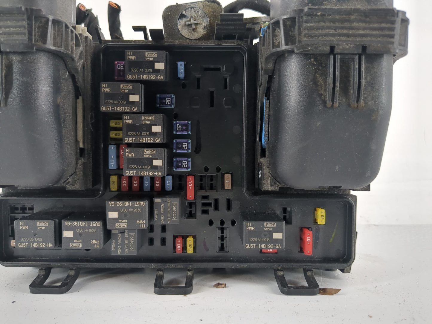 2017-2020 Lincoln Mkz Fusebox Fuse Box Panel Relay Module P/N:HG9T 14D068 BC Fits Fits 2017 2018 2019 2020 OEM Used Auto Par