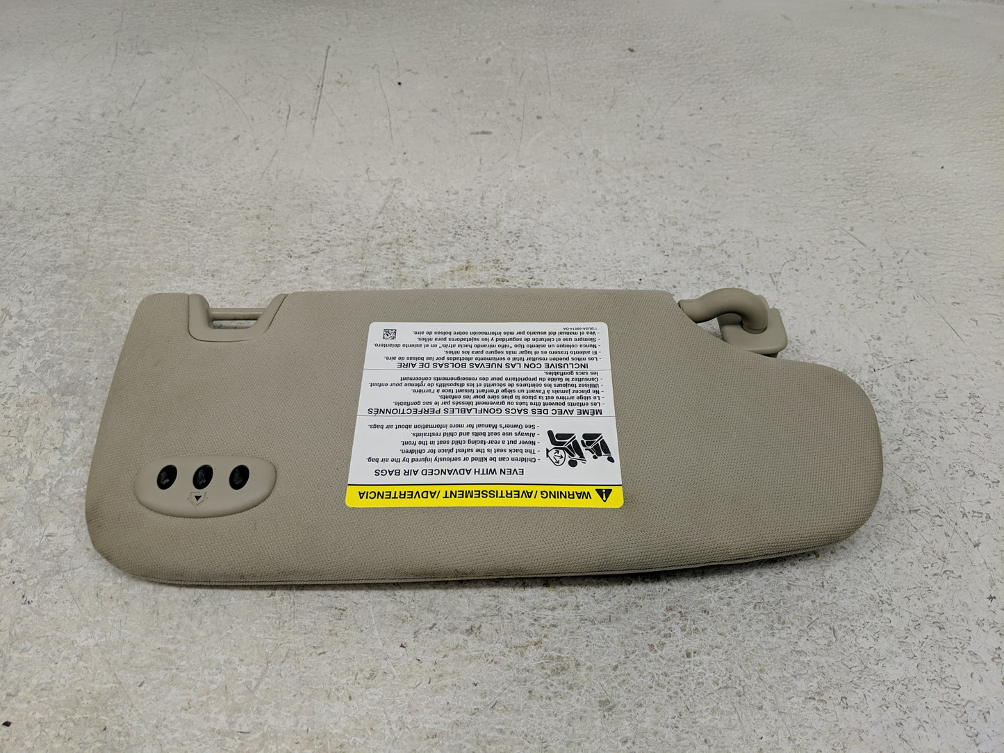 2018-2020 Lincoln Mkz Sun Visor Shade Replacement Driver Left Mirror Fits Fits 2017 2018 2019 2020 OEM Used Auto Parts - Oem