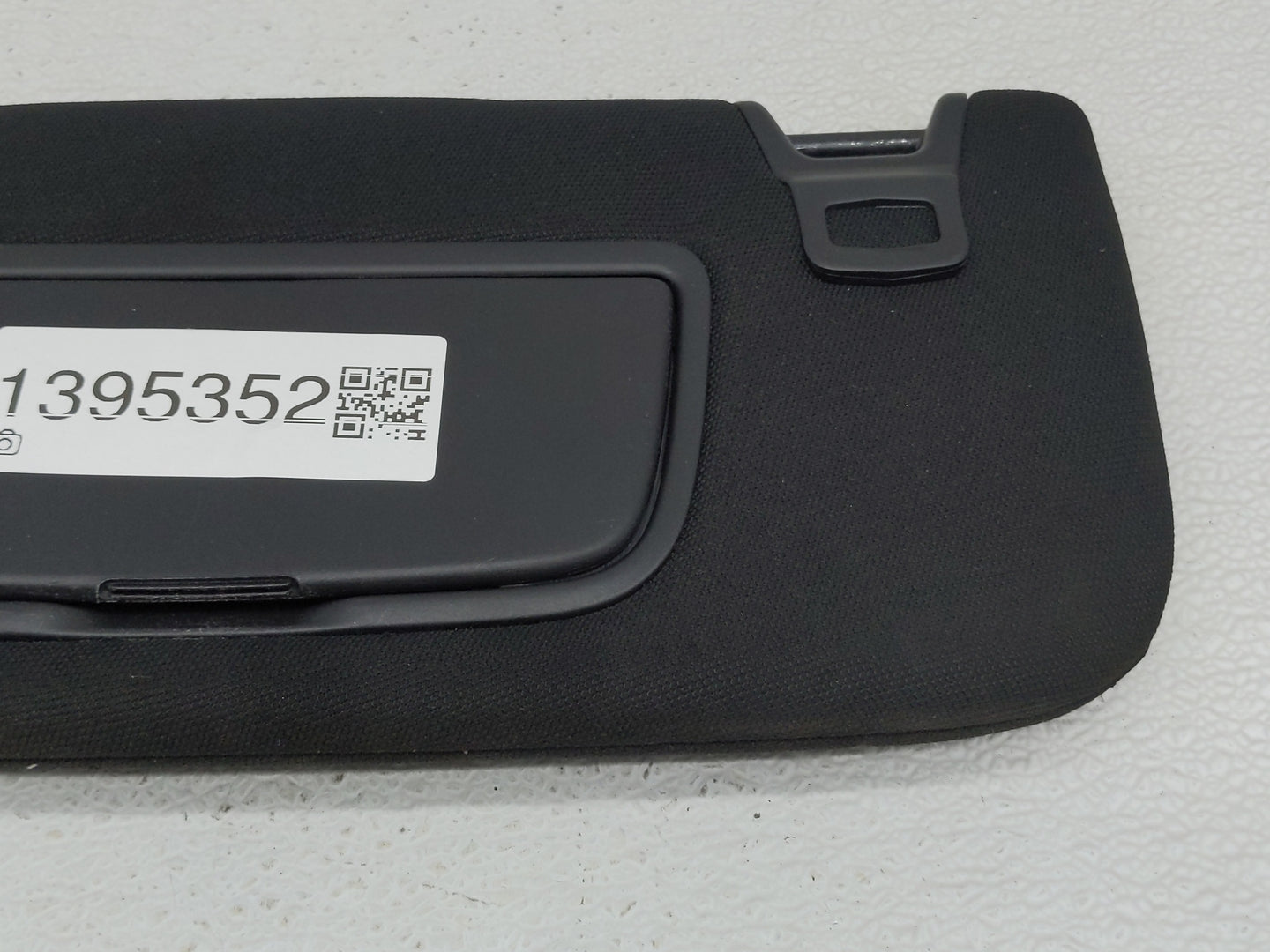 2018-2020 Lincoln Mkz Sun Visor Shade Replacement Driver Left Mirror Fits Fits 2018 2019 2020 OEM Used Auto Parts - Oemuseda