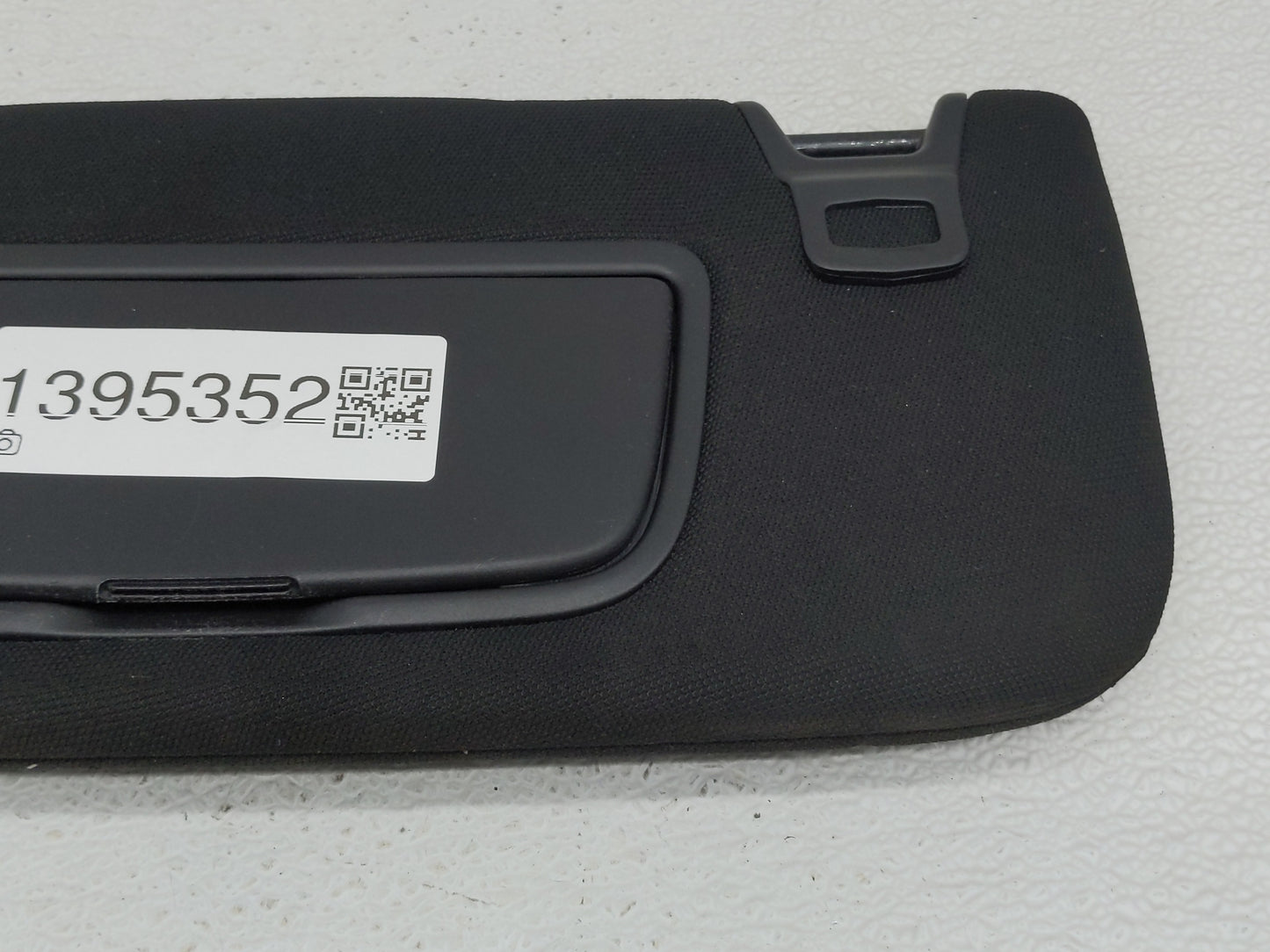 2018-2020 Lincoln Mkz Sun Visor Shade Replacement Driver Left Mirror Fits Fits 2018 2019 2020 OEM Used Auto Parts - Oemuseda