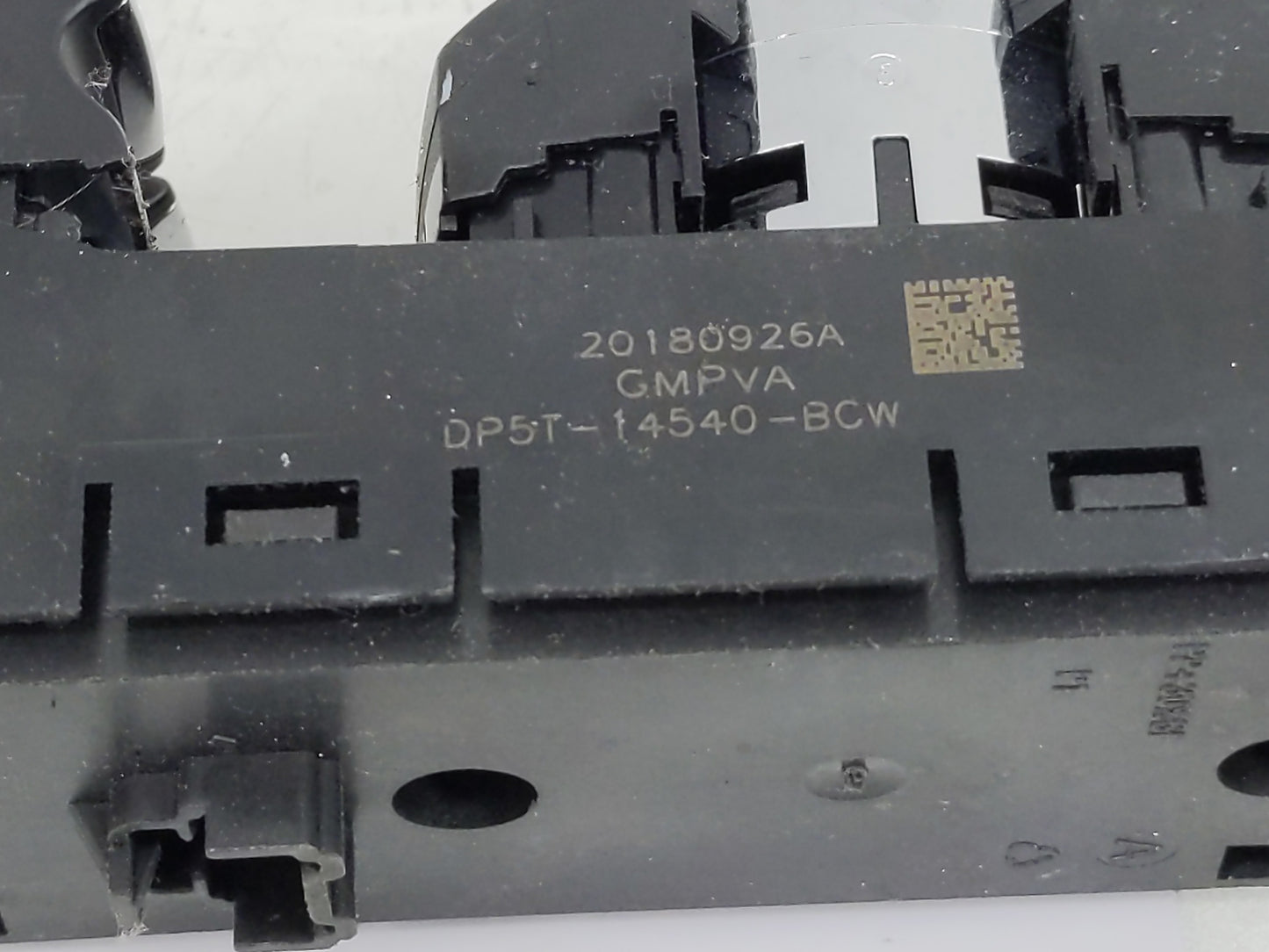 2015-2020 Lincoln Mkz Master Power Window Switch Replacement Driver Side Left P/N:DP5T-14540-BCW Fits OEM Used Auto Parts - 