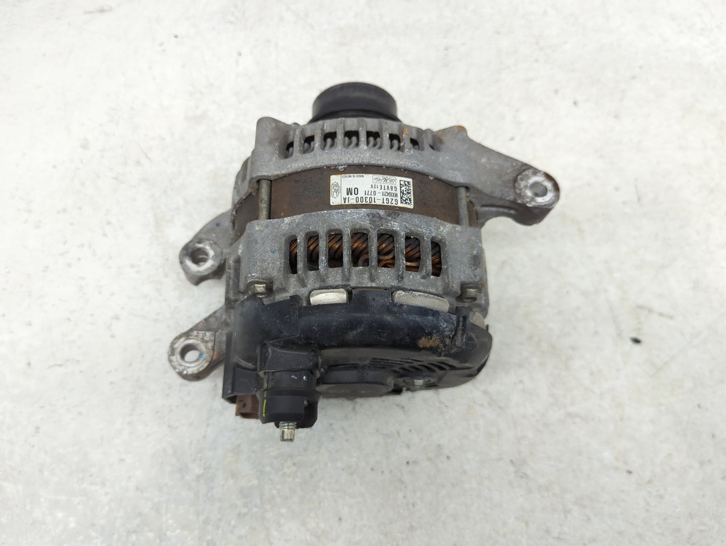 2013-2020 Lincoln Mkz Alternator Replacement Generator Charging Assembly Engine OEM P/N:G2GT-10300-JA Fits OEM Used Auto Par
