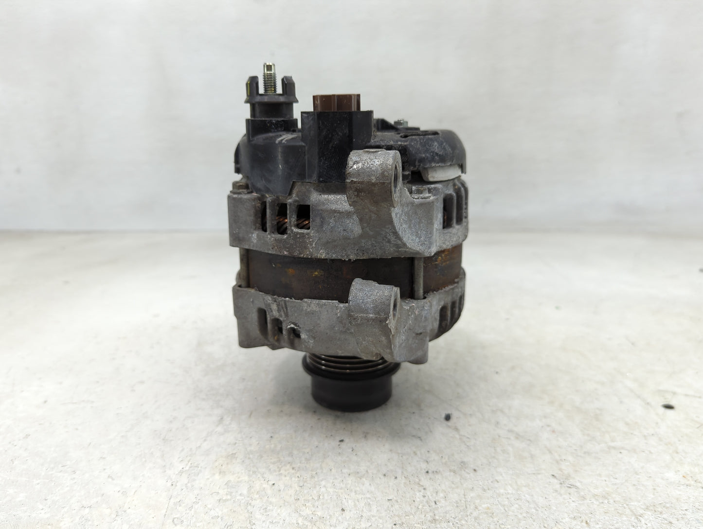 2013-2020 Lincoln Mkz Alternator Replacement Generator Charging Assembly Engine OEM P/N:G2GT-10300-JA Fits OEM Used Auto Par