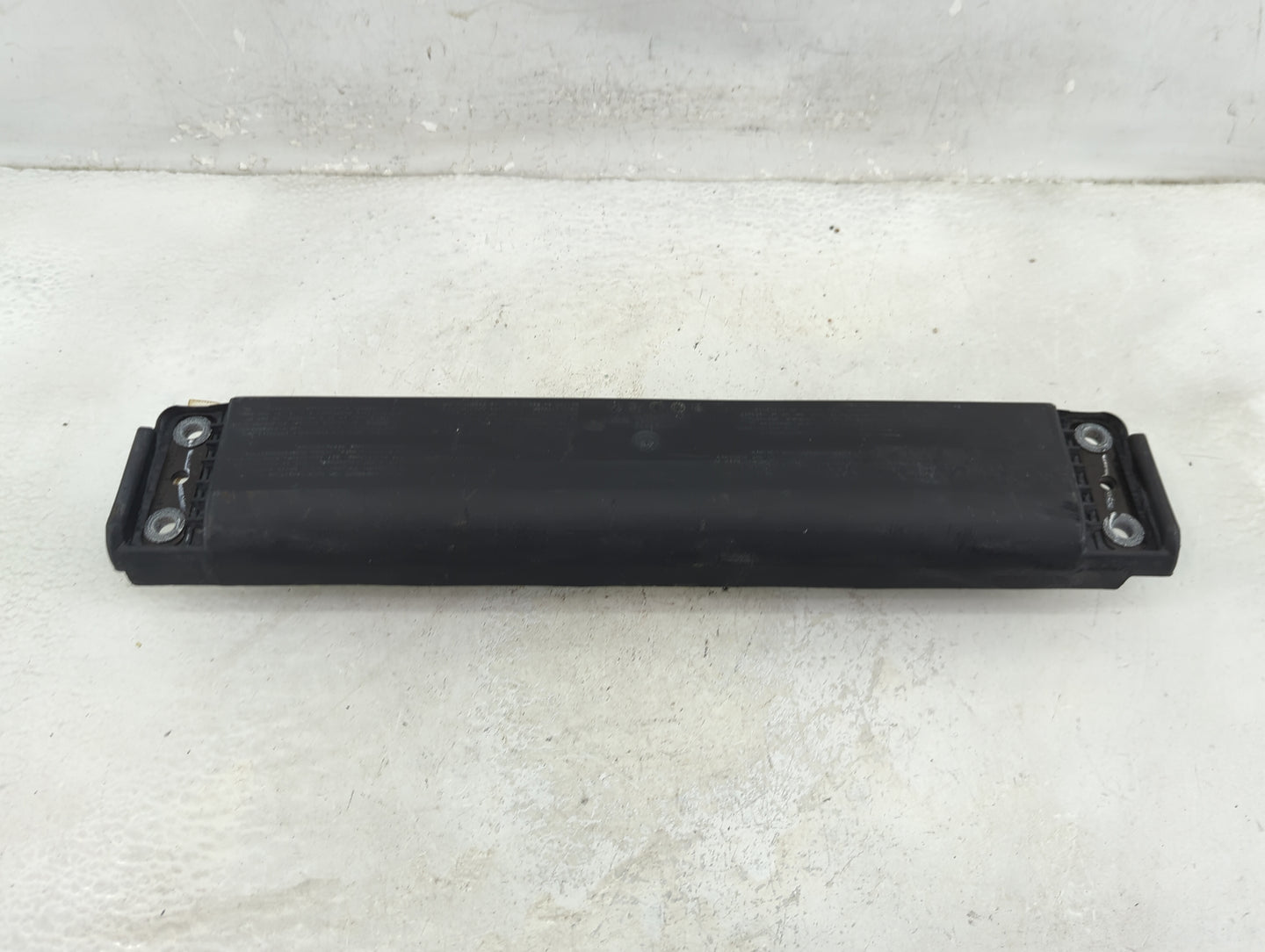 2013-2020 Lincoln Mkz Air Bag Driver Left Knee OEM P/N:DG9354045J77BF Fits Fits 2013 2014 2015 2016 2017 2018 2019 2020 OEM 