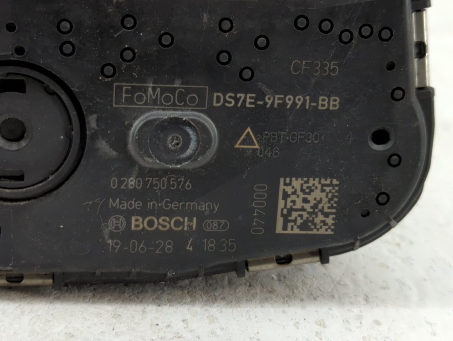 2017-2019 Lincoln Mkz Throttle Body P/N:0 280 750 566 DS7E-9F991-BB Fits Fits 2014 2015 2016 2017 2018 2019 OEM Used Auto Pa