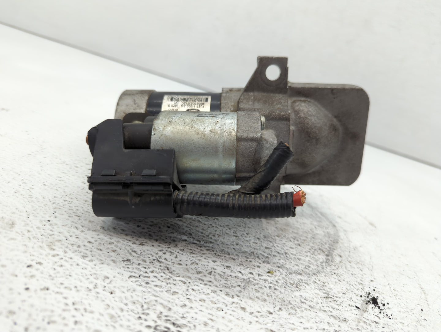 2013-2020 Lincoln Mkz Car Starter Motor Solenoid OEM P/N:FJ5T-11000-AA Fits Fits 2012 2013 2014 2015 2016 2017 2018 2019 202