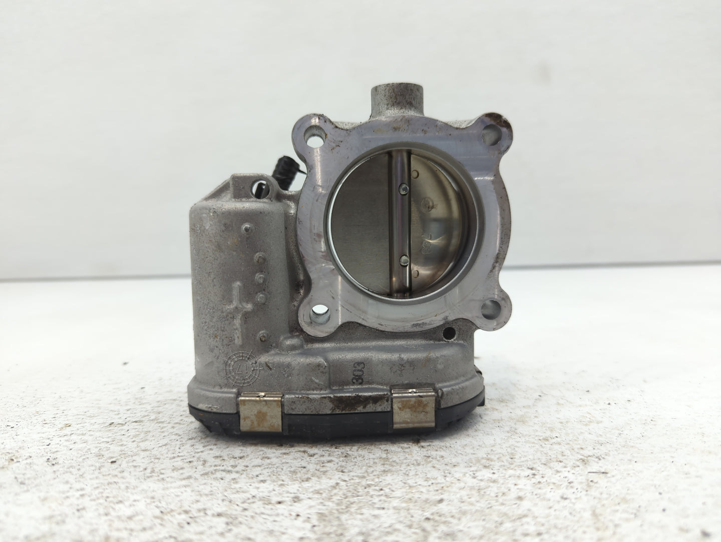 2017-2020 Lincoln Mkz Throttle Body P/N:DS7E-9F991-BB Fits Fits 2014 2015 2016 2017 2018 2019 2020 2021 2022 OEM Used Auto P