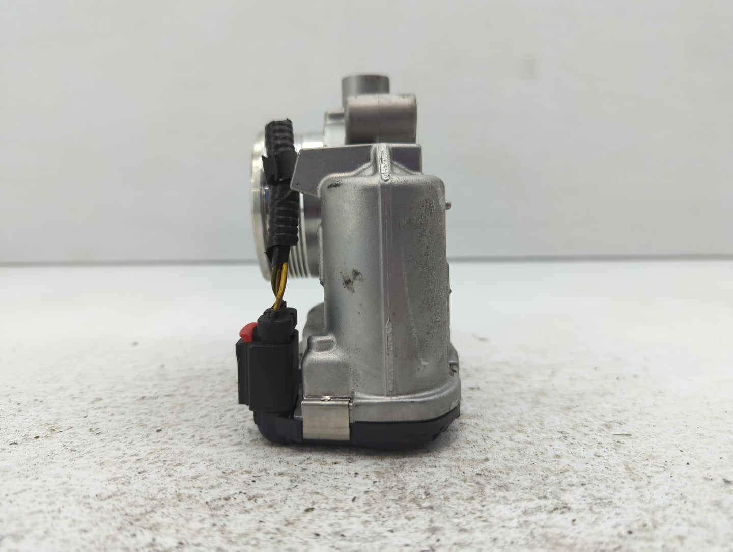 2017-2020 Lincoln Mkz Throttle Body P/N:DS7E-9F991-BB Fits Fits 2014 2015 2016 2017 2018 2019 2020 2021 2022 OEM Used Auto P