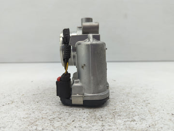 2017-2020 Lincoln Mkz Throttle Body P/N:DS7E-9F991-BB Fits Fits 2014 2015 2016 2017 2018 2019 2020 2021 2022 OEM Used Auto P