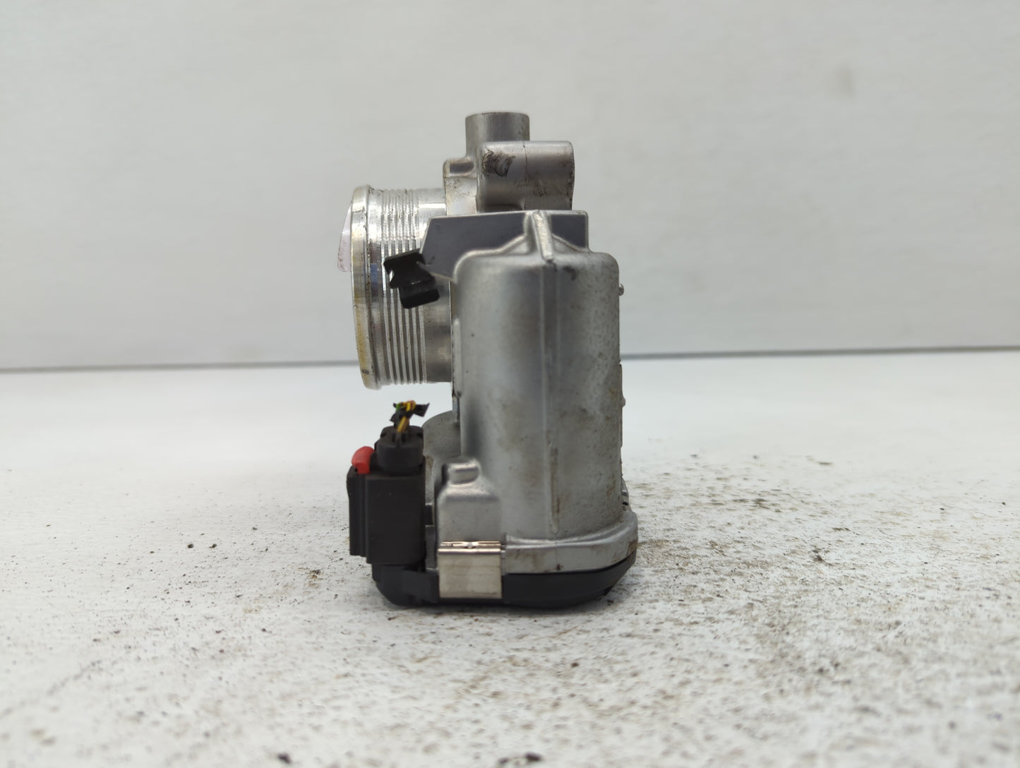 2017-2020 Lincoln Mkz Throttle Body P/N:DS7E-9F991-BB Fits Fits 2014 2015 2016 2017 2018 2019 2020 2021 2022 OEM Used Auto P
