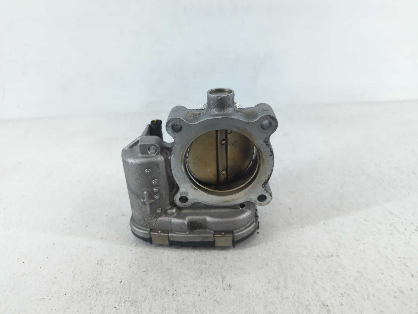 2017-2020 Lincoln Mkz Throttle Body P/N:DS7E-9F991-BB Fits Fits 2014 2015 2016 2017 2018 2019 2020 2021 2022 OEM Used Auto P